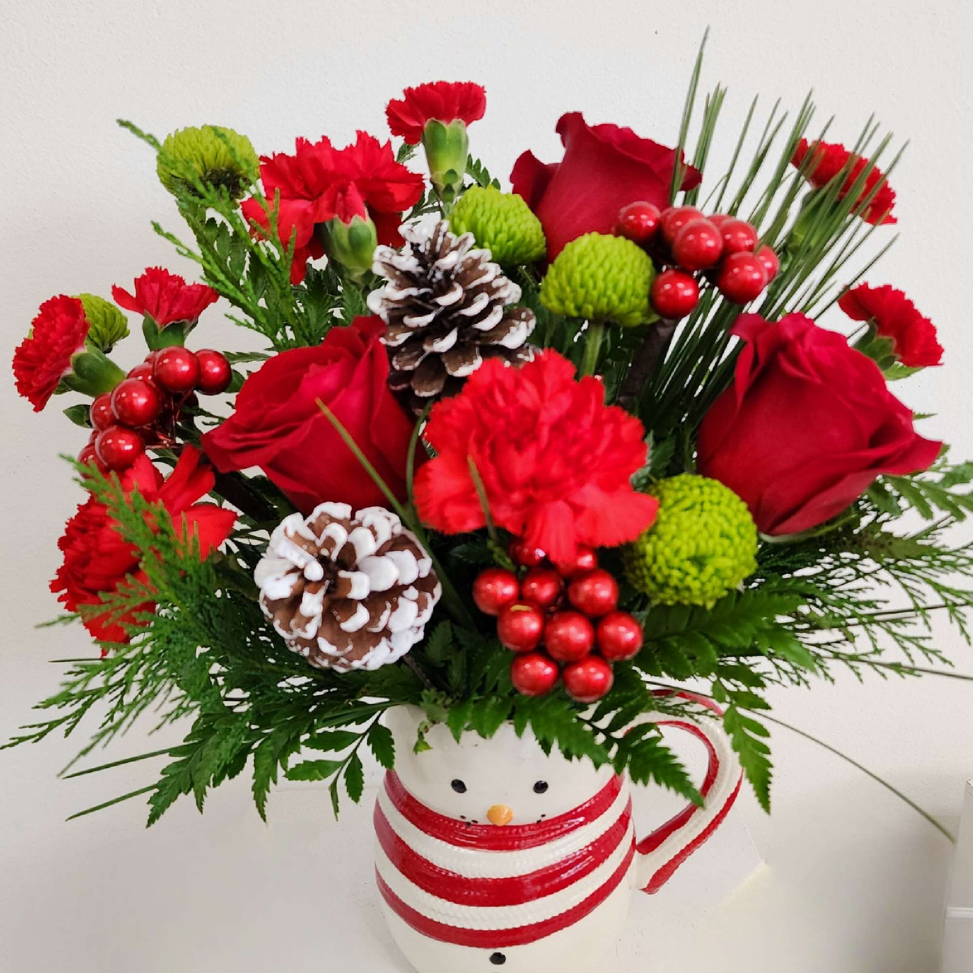 Adorable keepsake snow mug that can be used for hot and cold