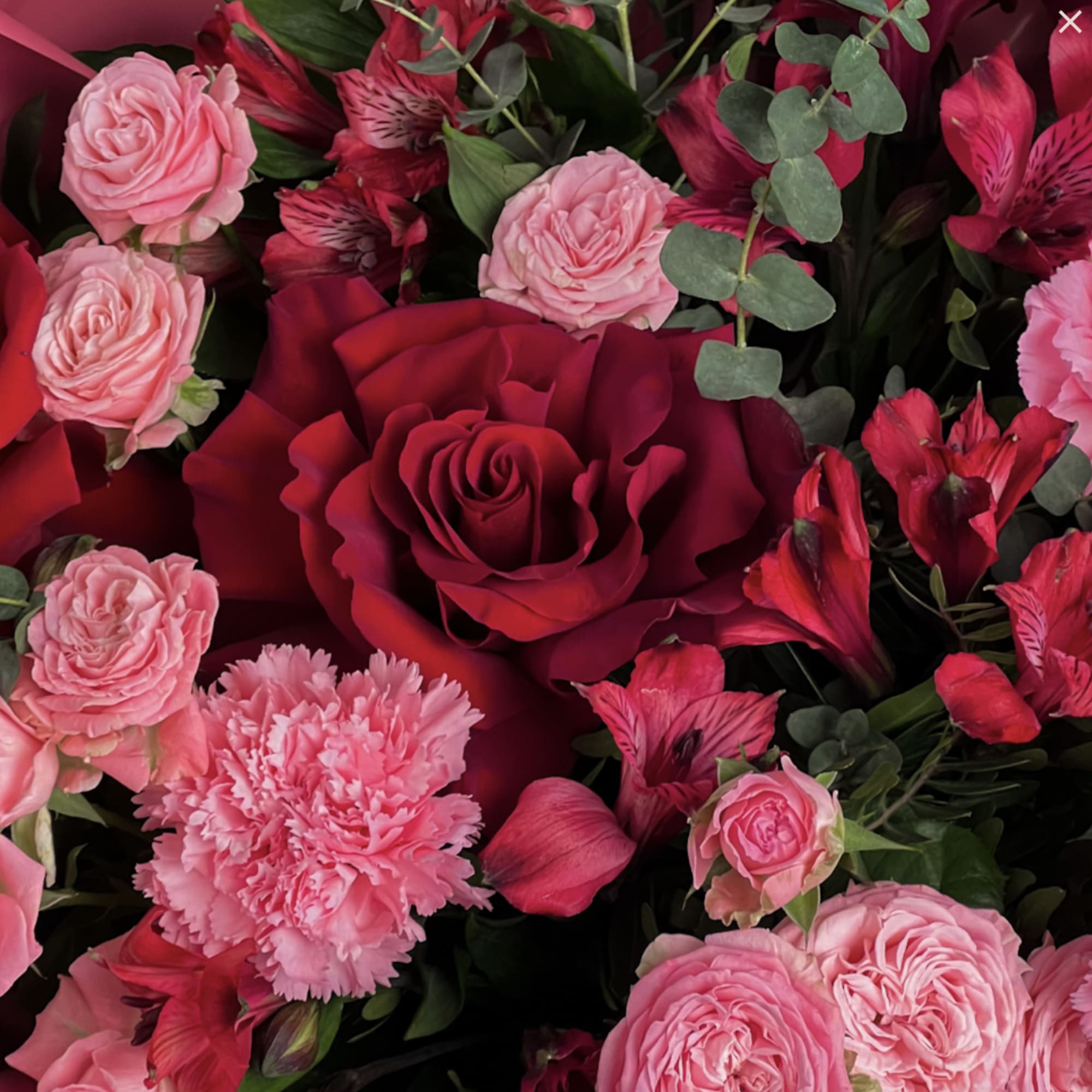 This Bouquet is a dramatic fusion of romance and modern style, designed