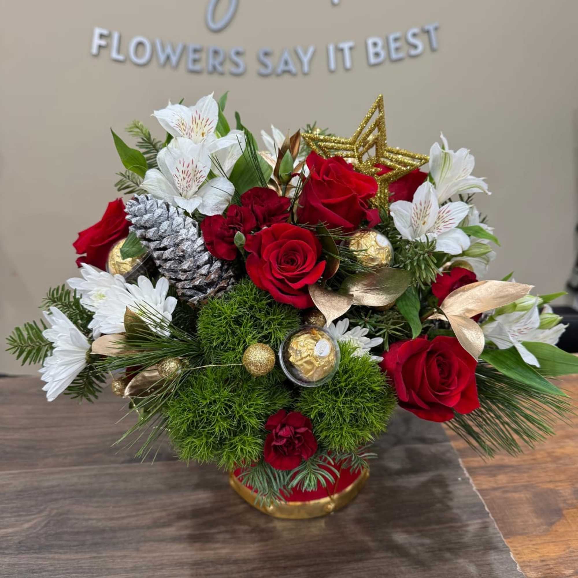 Celebrate this Christmas with our exclusive Katy Flower Shop arrangement. Comes in