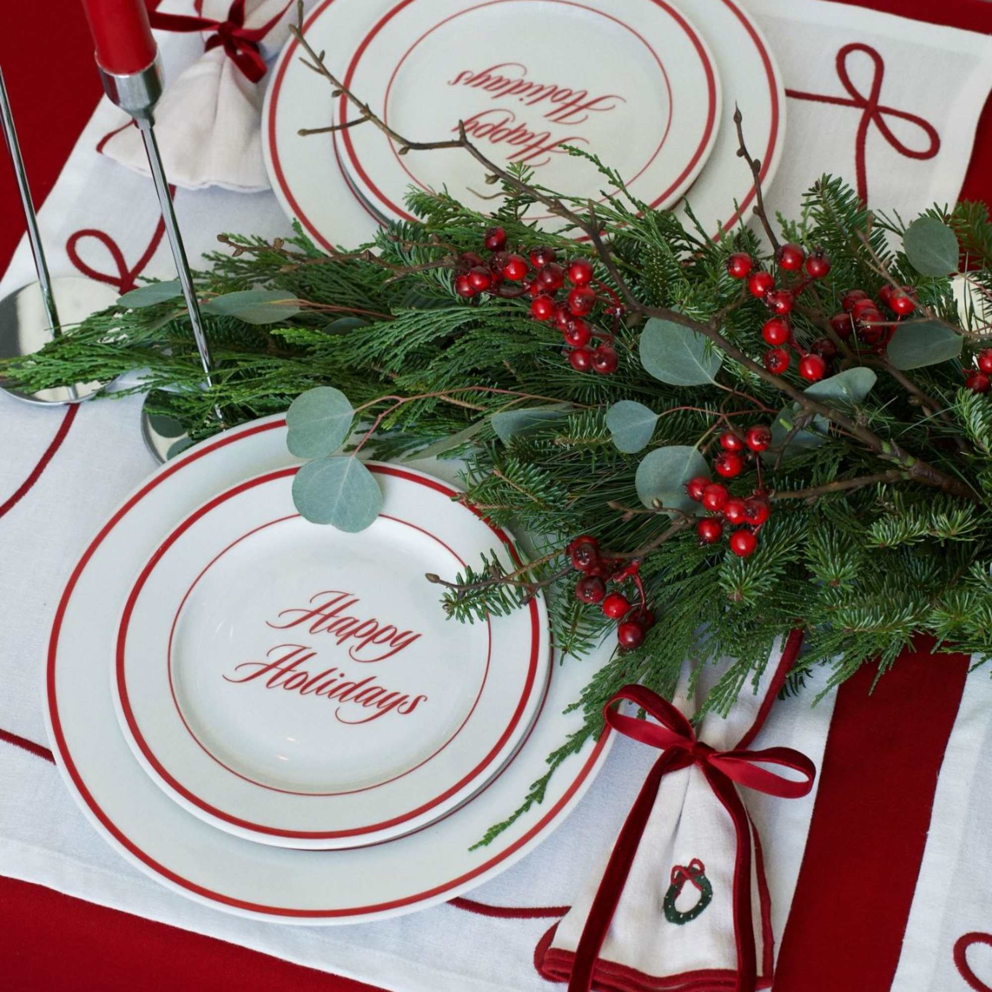Bring timeless holiday elegance into your home with our fresh handcrafted garland