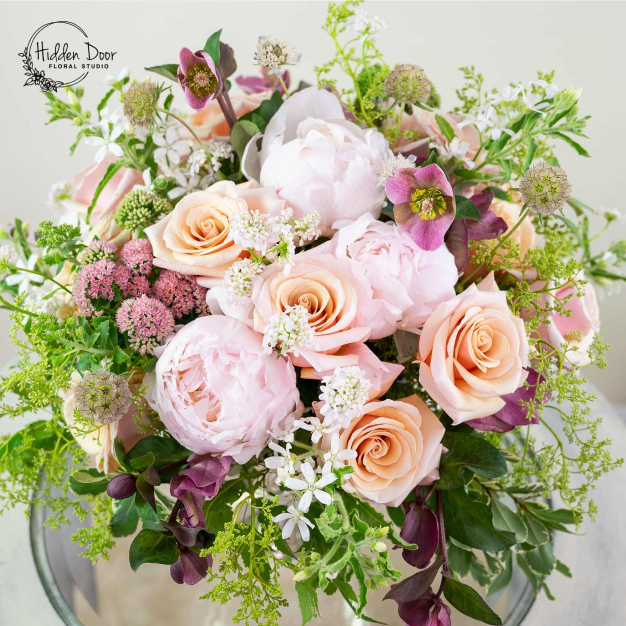 WINDSOR
A polished and regal composition inspired by old-world romance and refined European