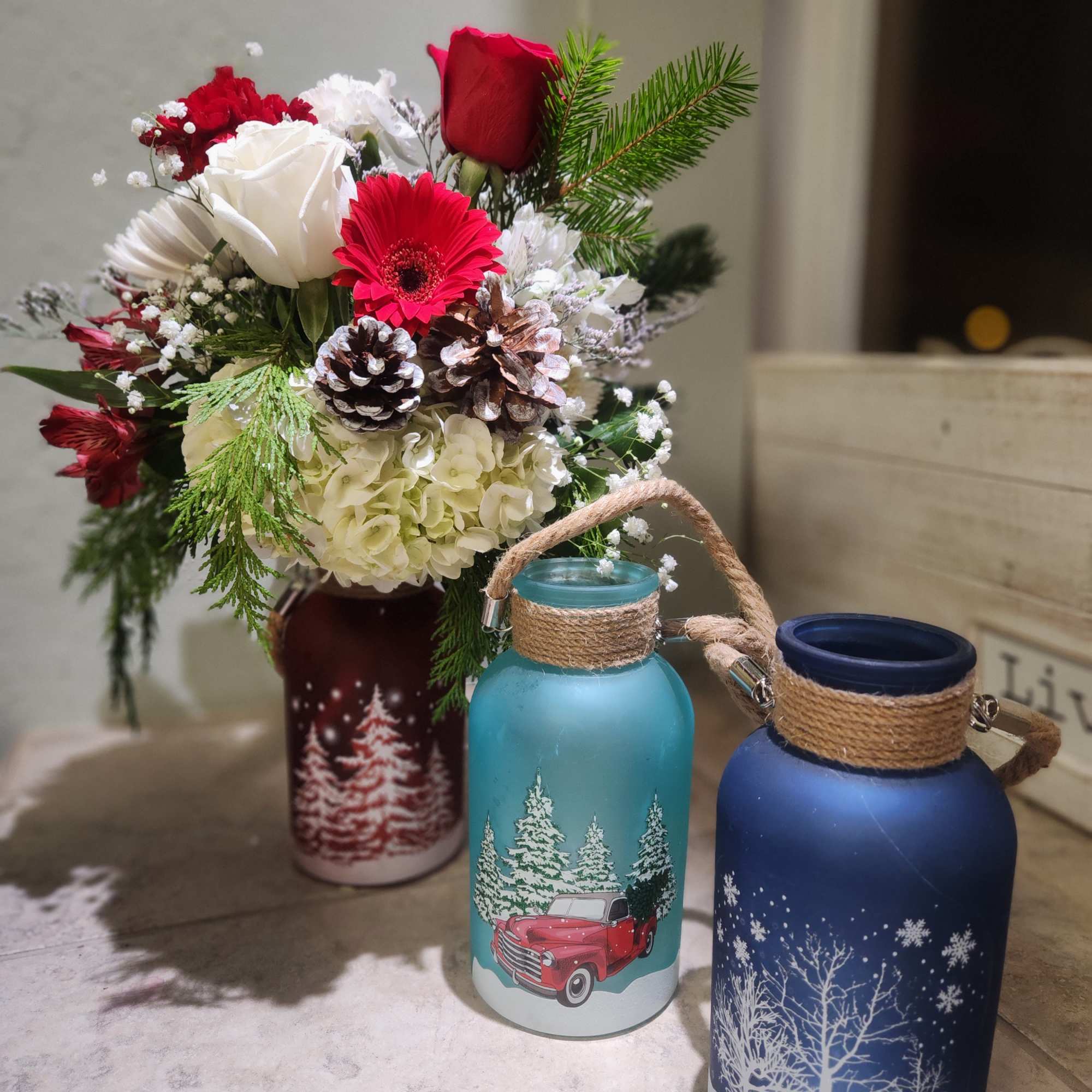 In this style you will receive a winter collection style glass vase