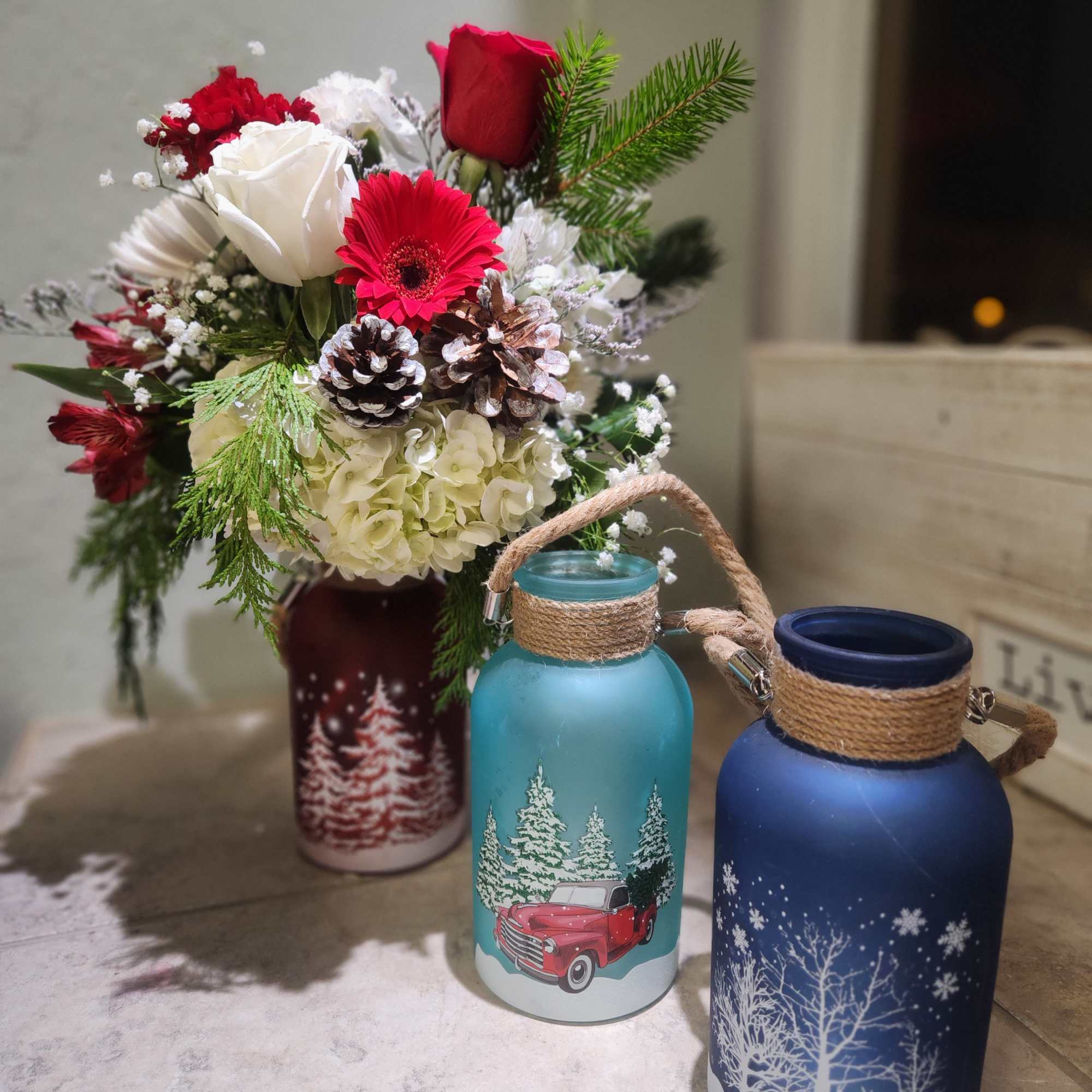 In this style you will receive a winter collection style glass vase