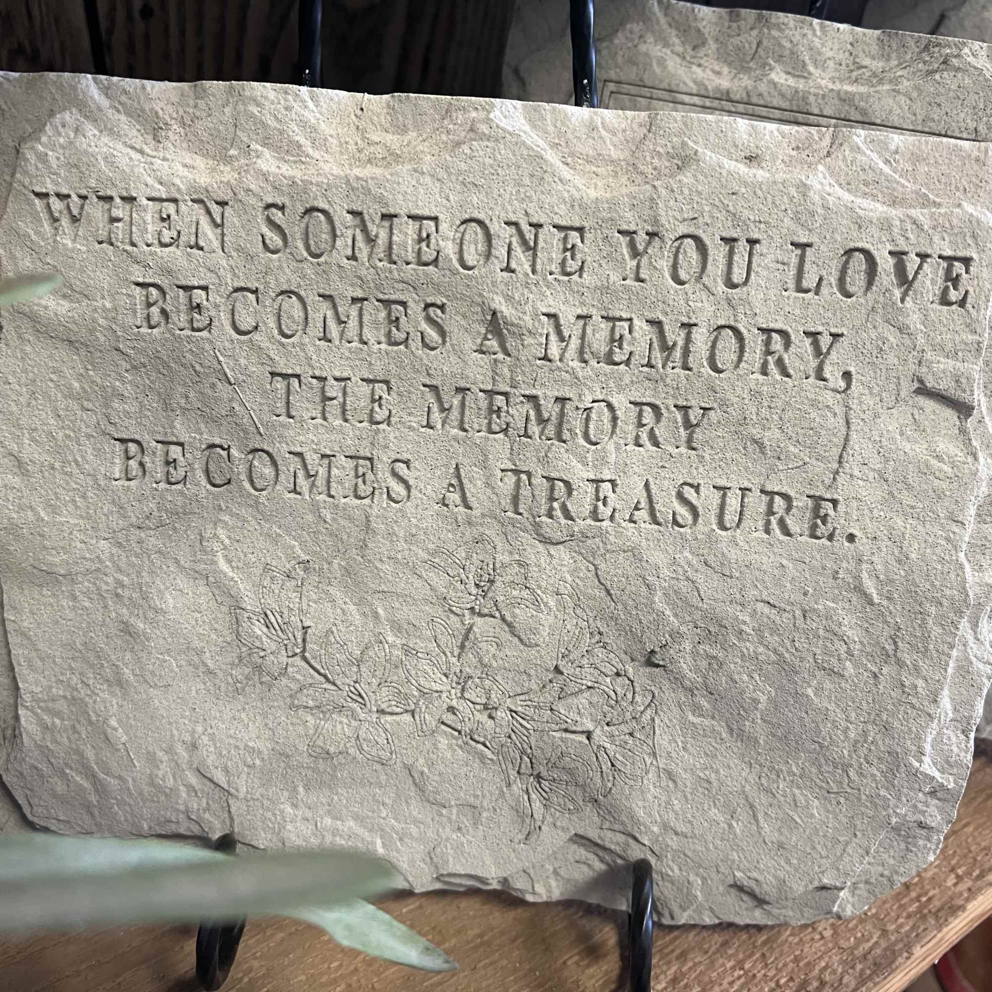 Choice stepping stone with stand and dressed with a bow.