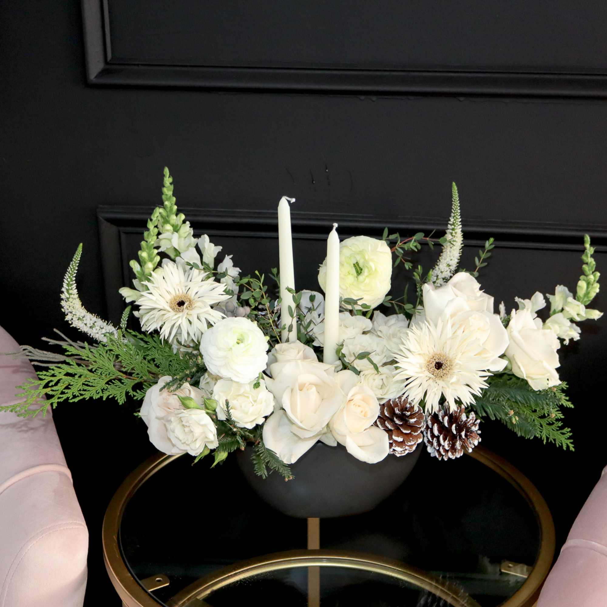 A special bouquet from our special Christmas collection, you will fall in