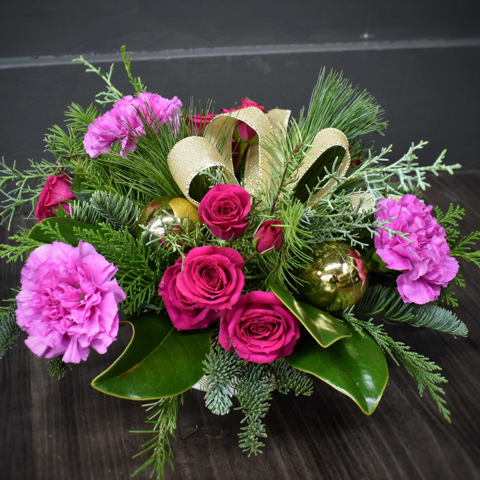 If you&#039;re looking for Christmas with a twist, this is the arrangement