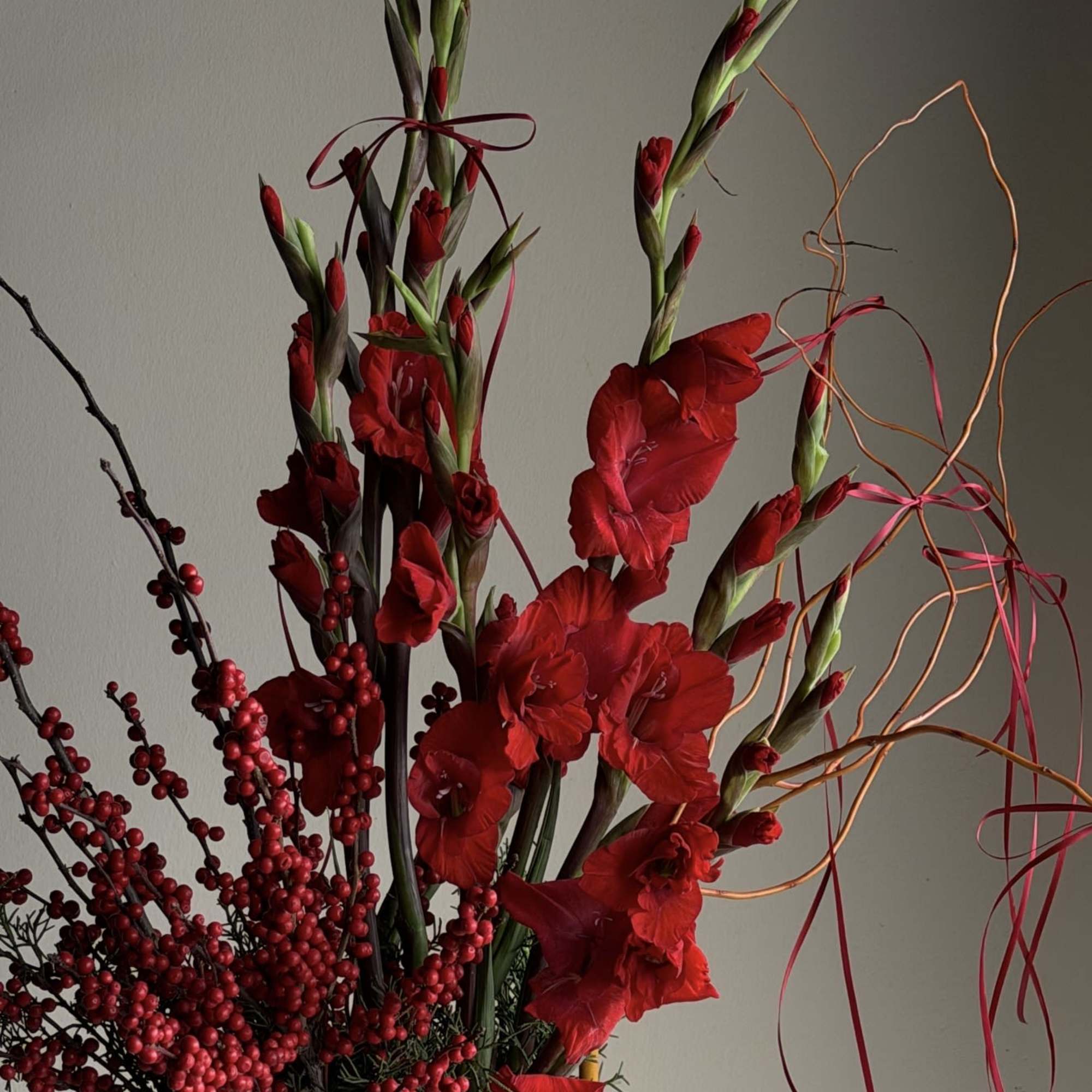 A vase to celebrate Christmas at its best,
 full of light, color