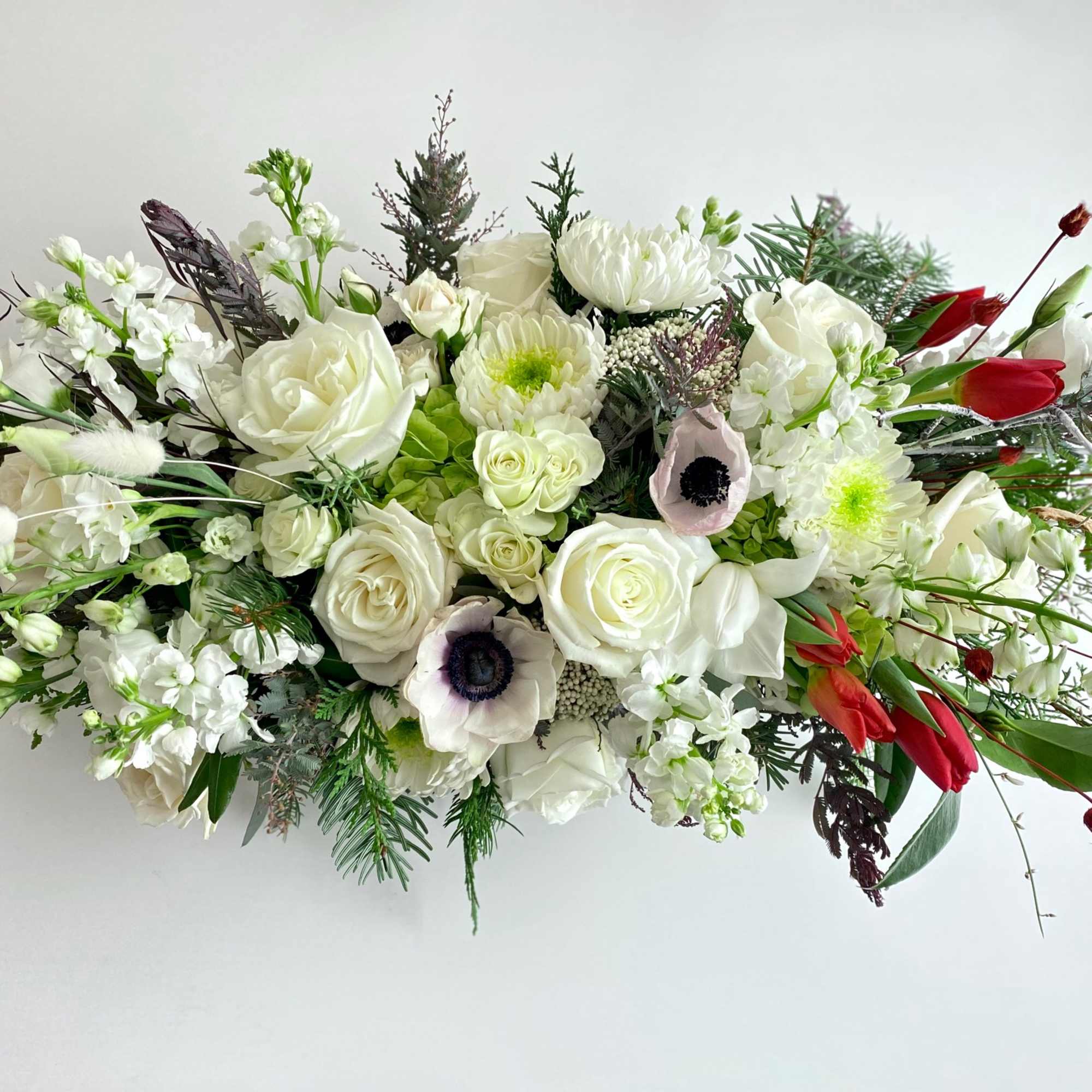 This charming Holiday centerpiece will steal everyone's heart (sorry, ham!). Filled to