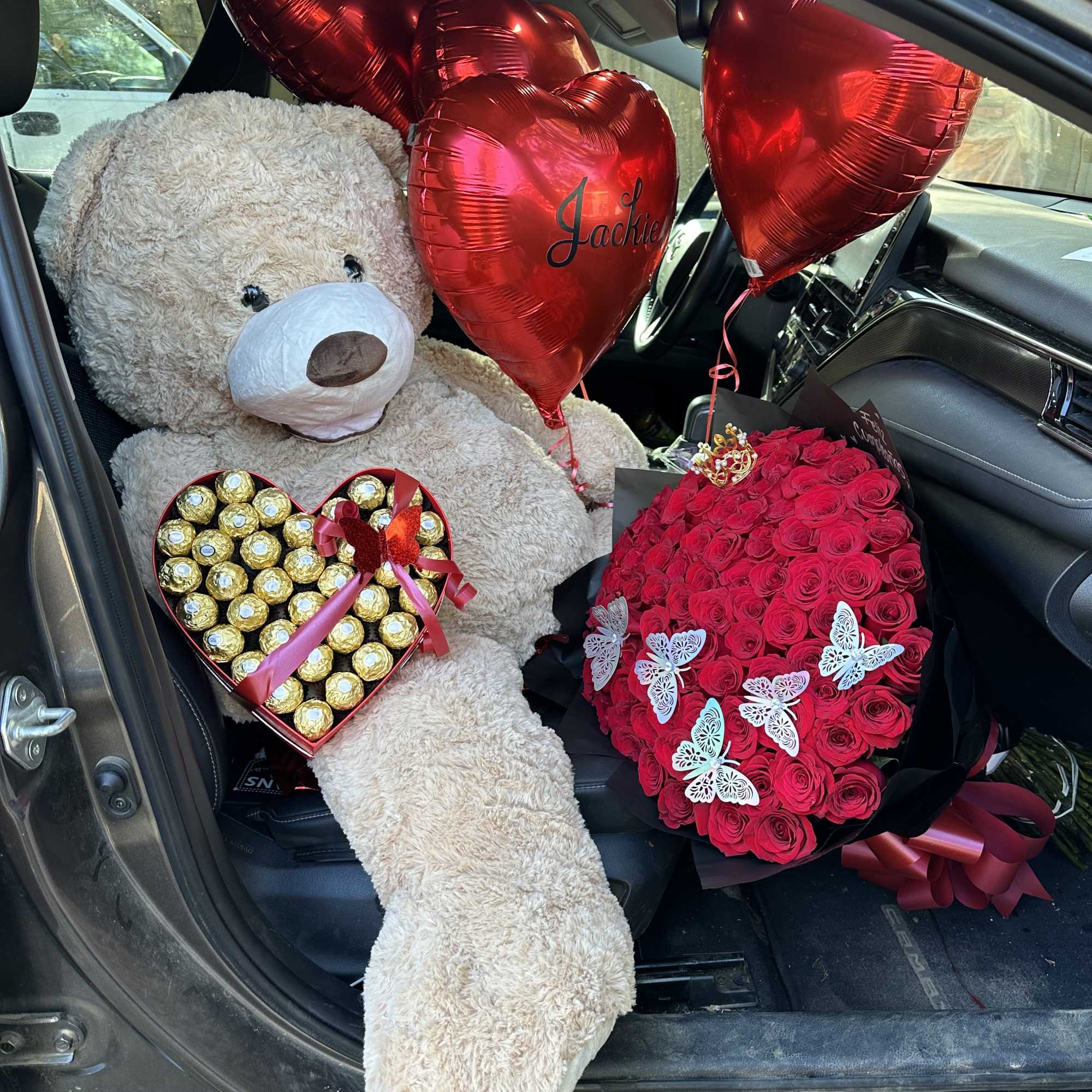 All my love combo, 100  roses wrapped bouquet XXL teddy bear
