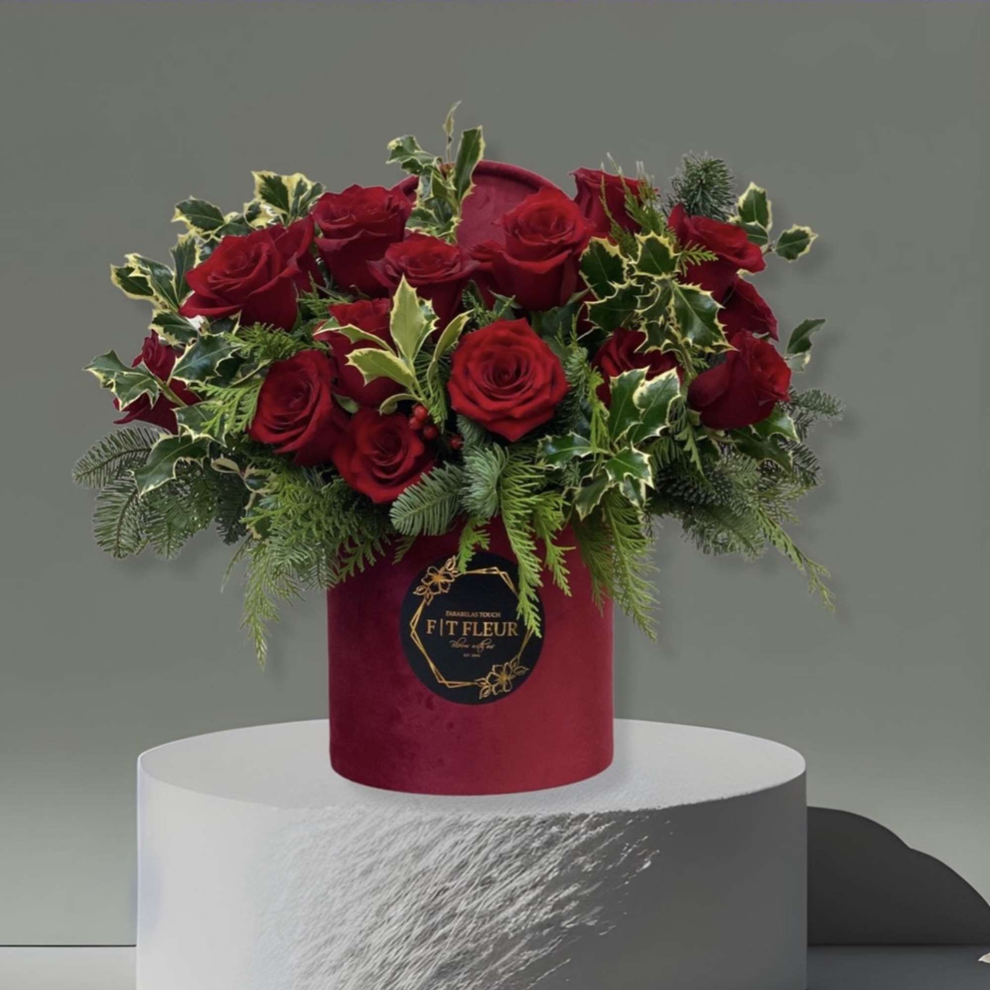 This elegant arrangement will set a holiday tone for any home or