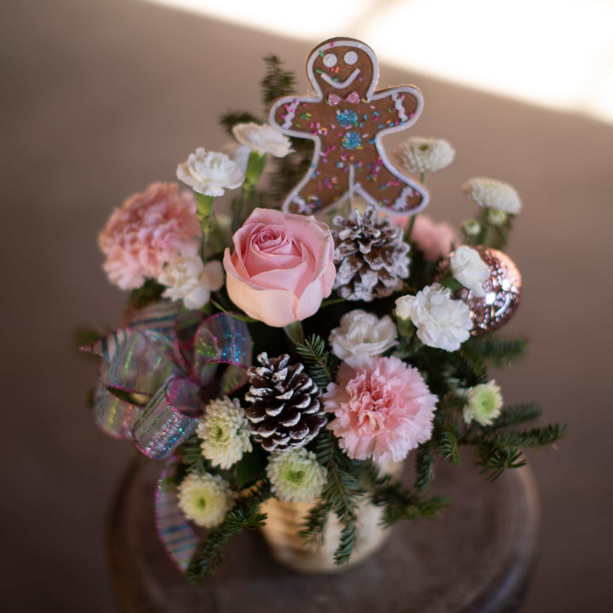 Do you enjoy baking or decorating? This sweet design is sure to