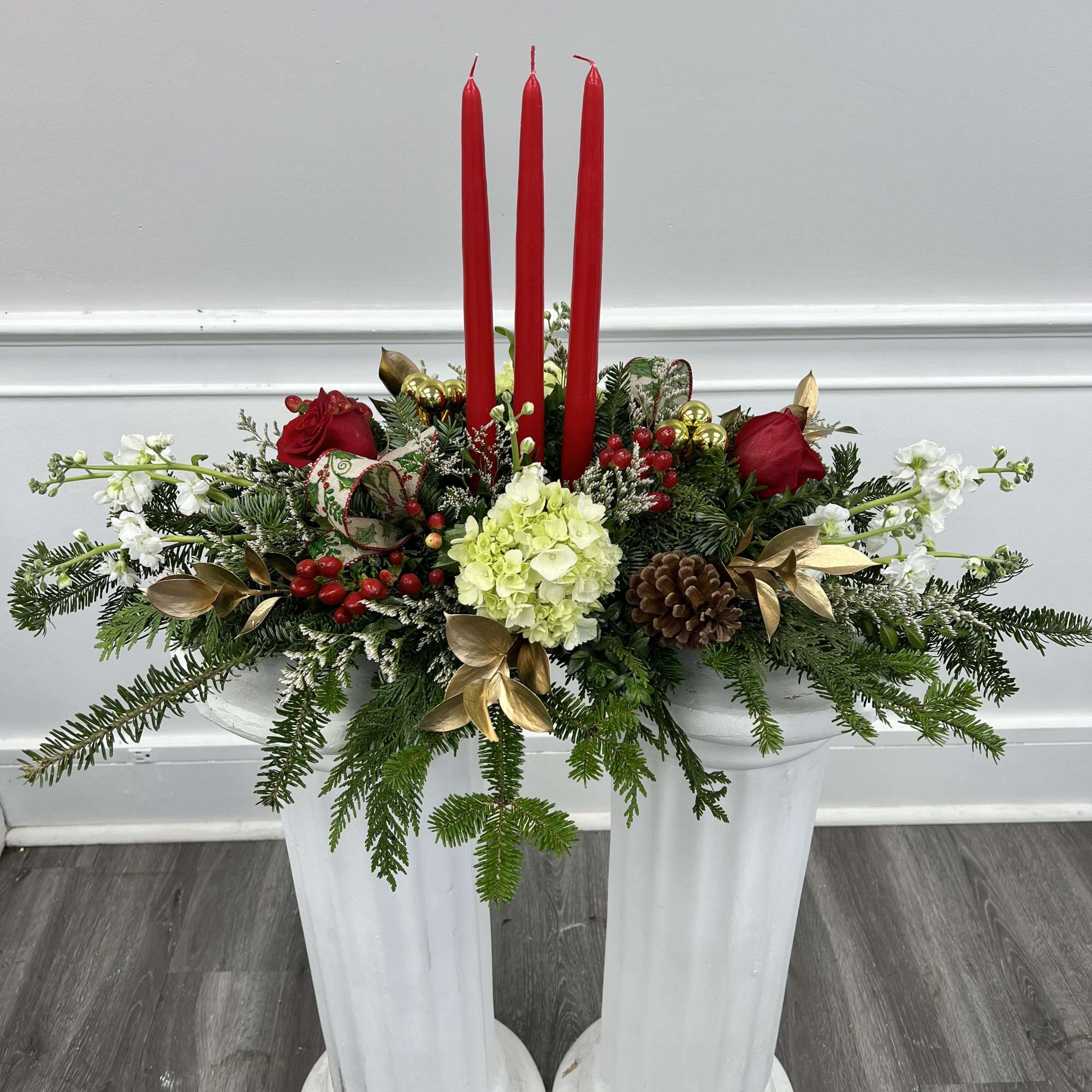 A timeless Christmas centerpiece to brighten your home with whites, greens, red