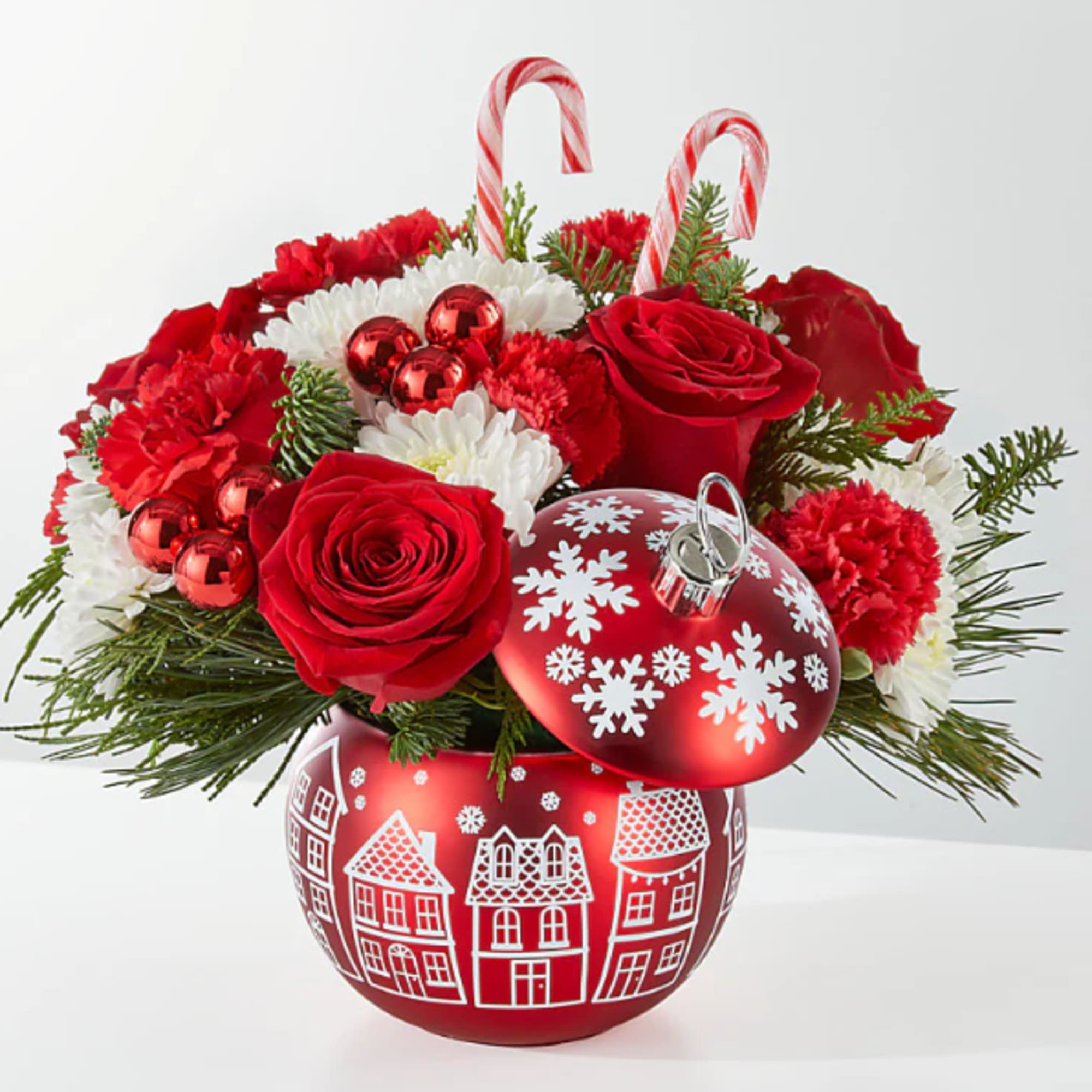 An ornament full of blooms, perfect for any occasion this season.