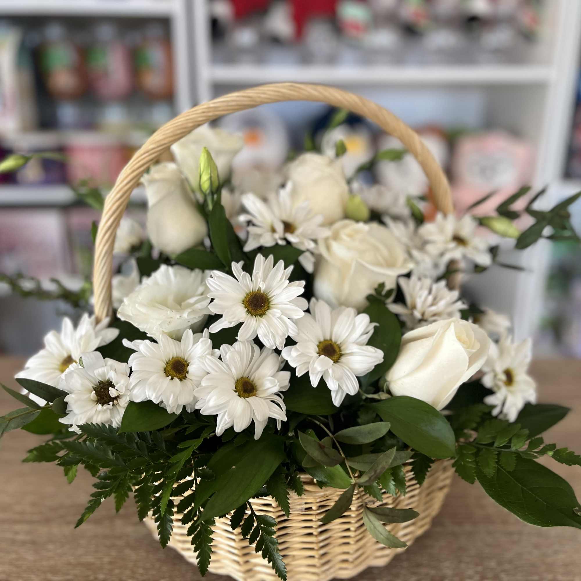 Fresh flowers in basket 
Basket may come in other colors 
Brown or