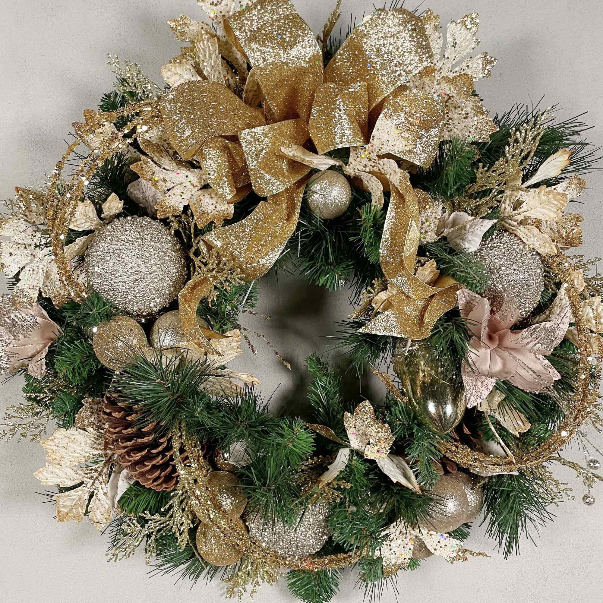 You can never go wrong with one of our custom traditional Holiday