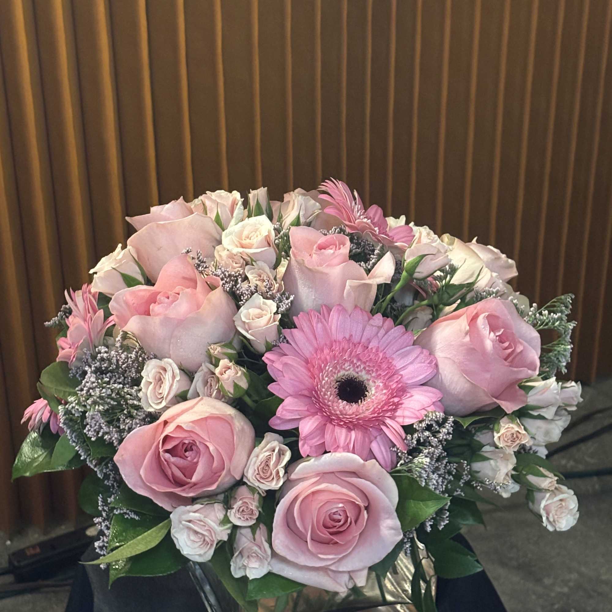 A soft and feminine way to spread cheer! Whether sending best wishes