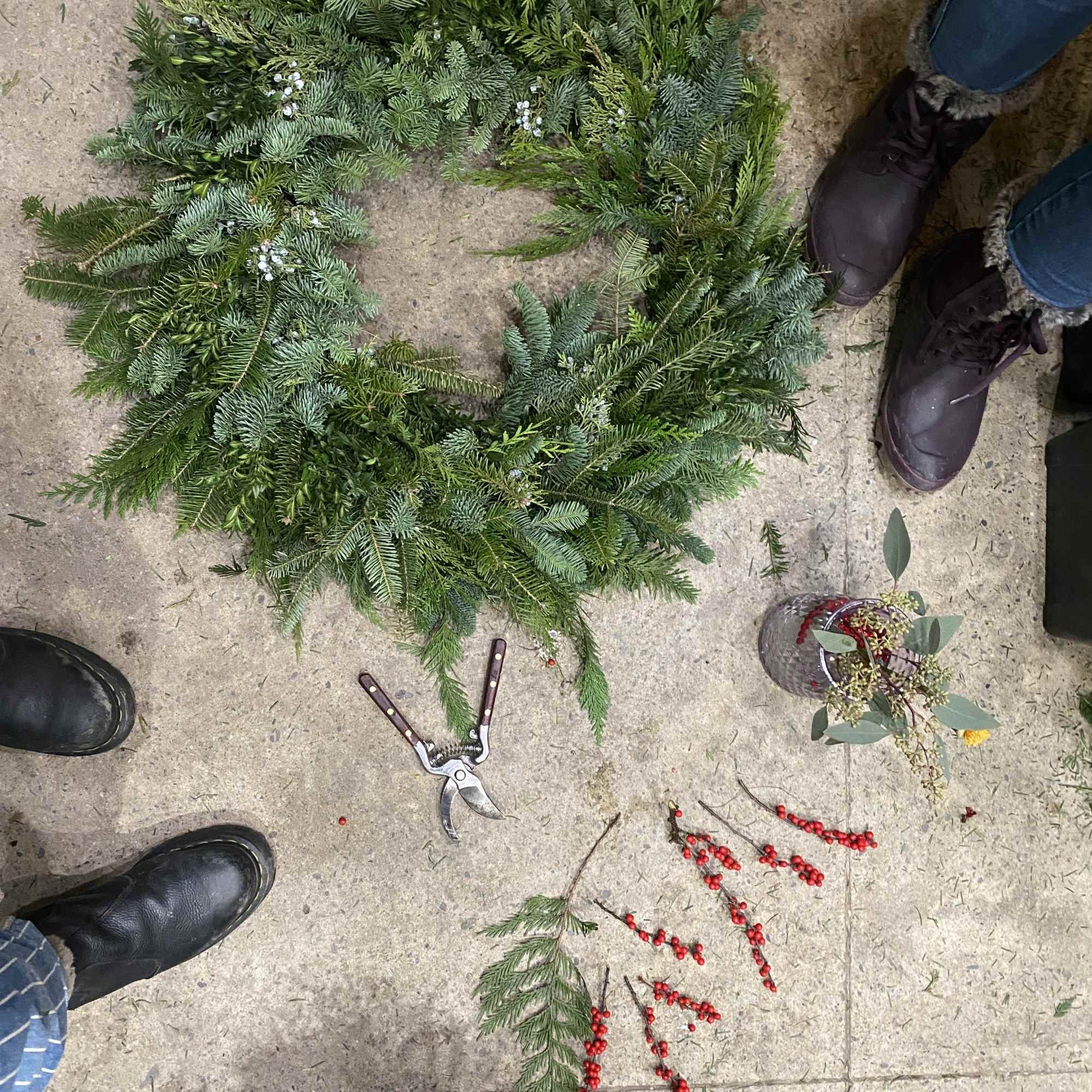 Sunday December 7th 1pm-3pm

A Little Women&ndash;meets&ndash;Dickens holiday workshop where you&rsquo;ll create a