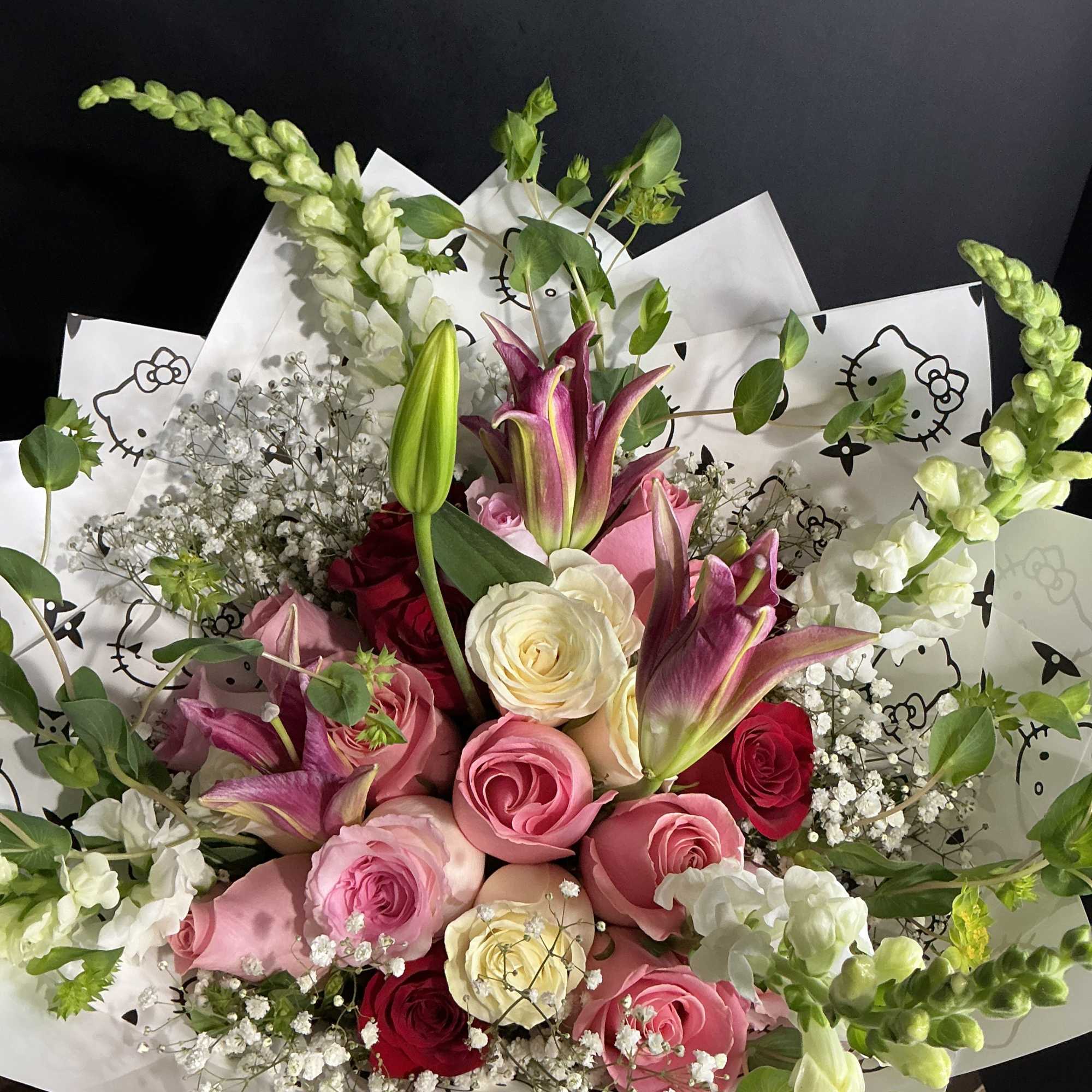 This bouquet was made with soft pink color following the season&rsquo;s trend
