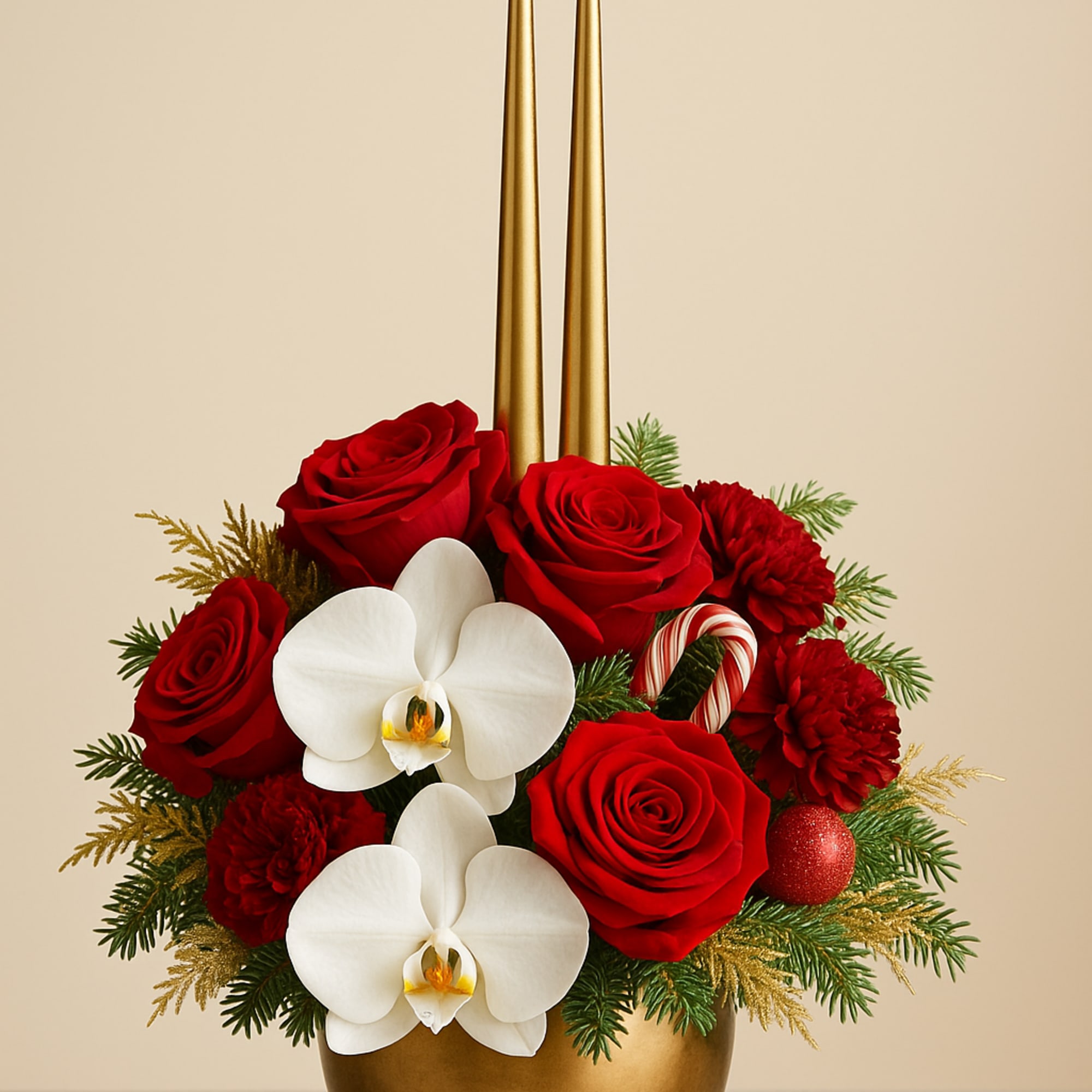 Vintage Holiday Centerpiece Duo

Illuminate your holiday table with this rich and refined