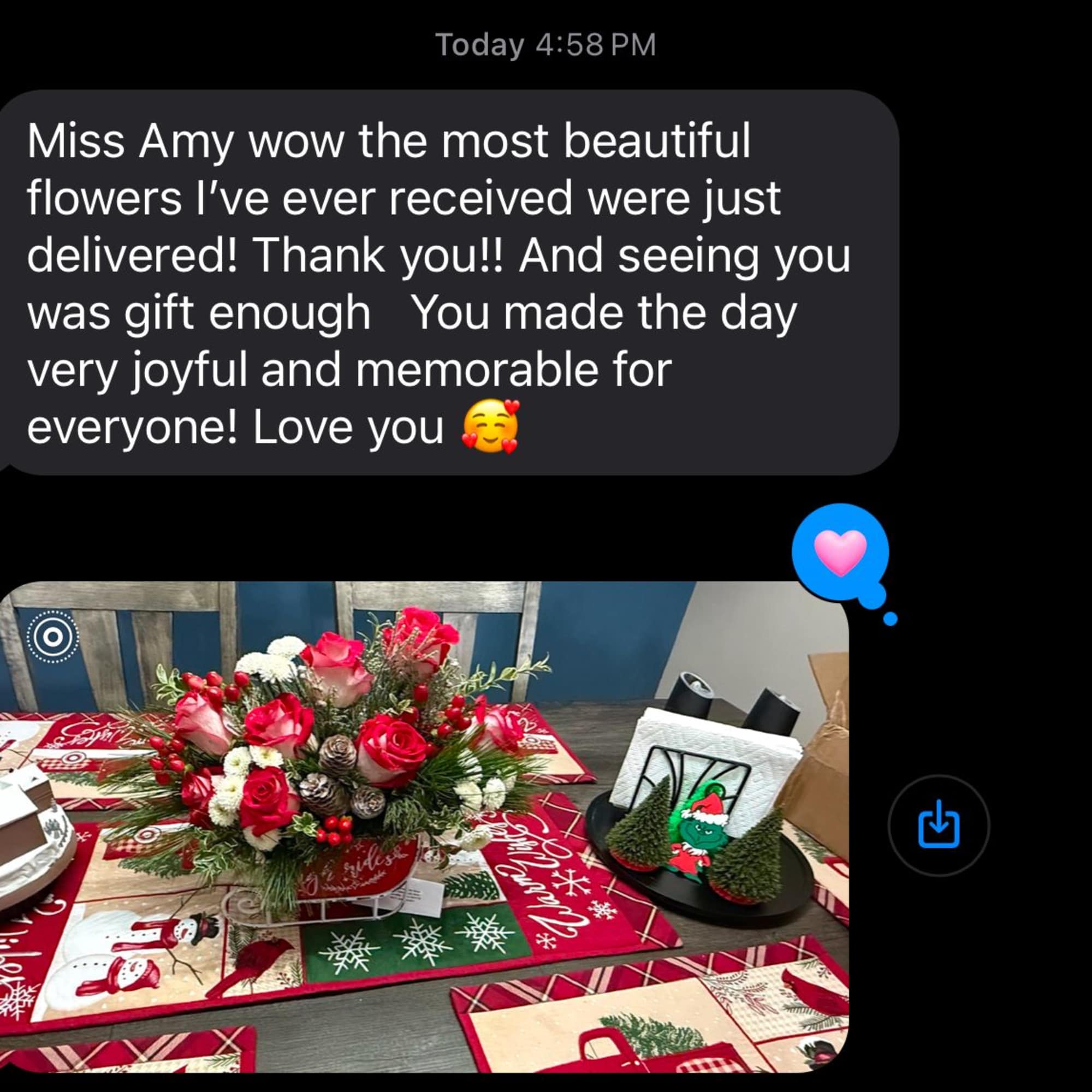 This festive sleigh embodies our Winter wonderland. It is adorned with roses