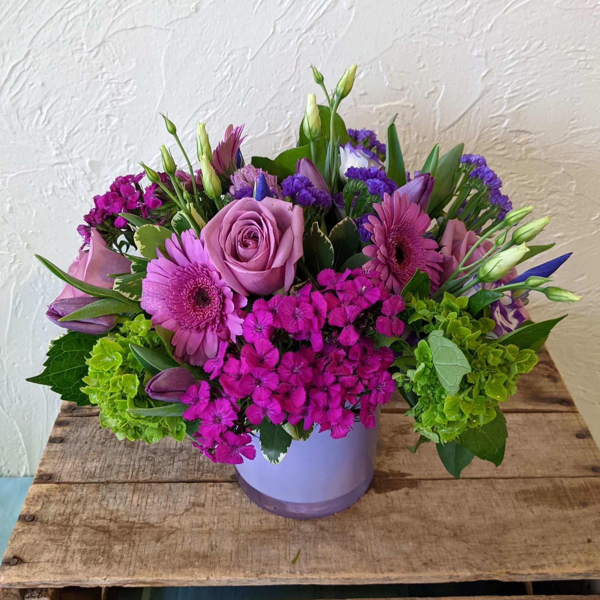 Pick the color and leave the flowers up to us with our