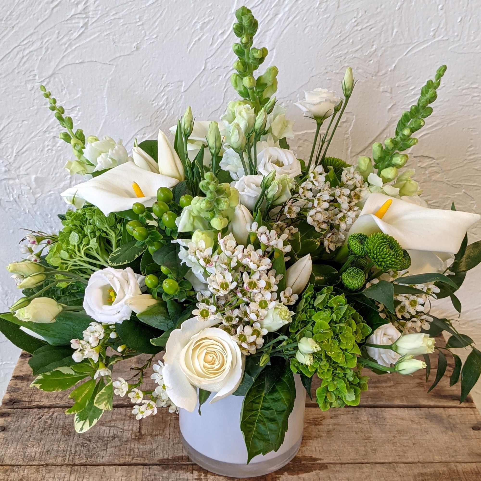 Pick the color and leave the flowers up to us with our