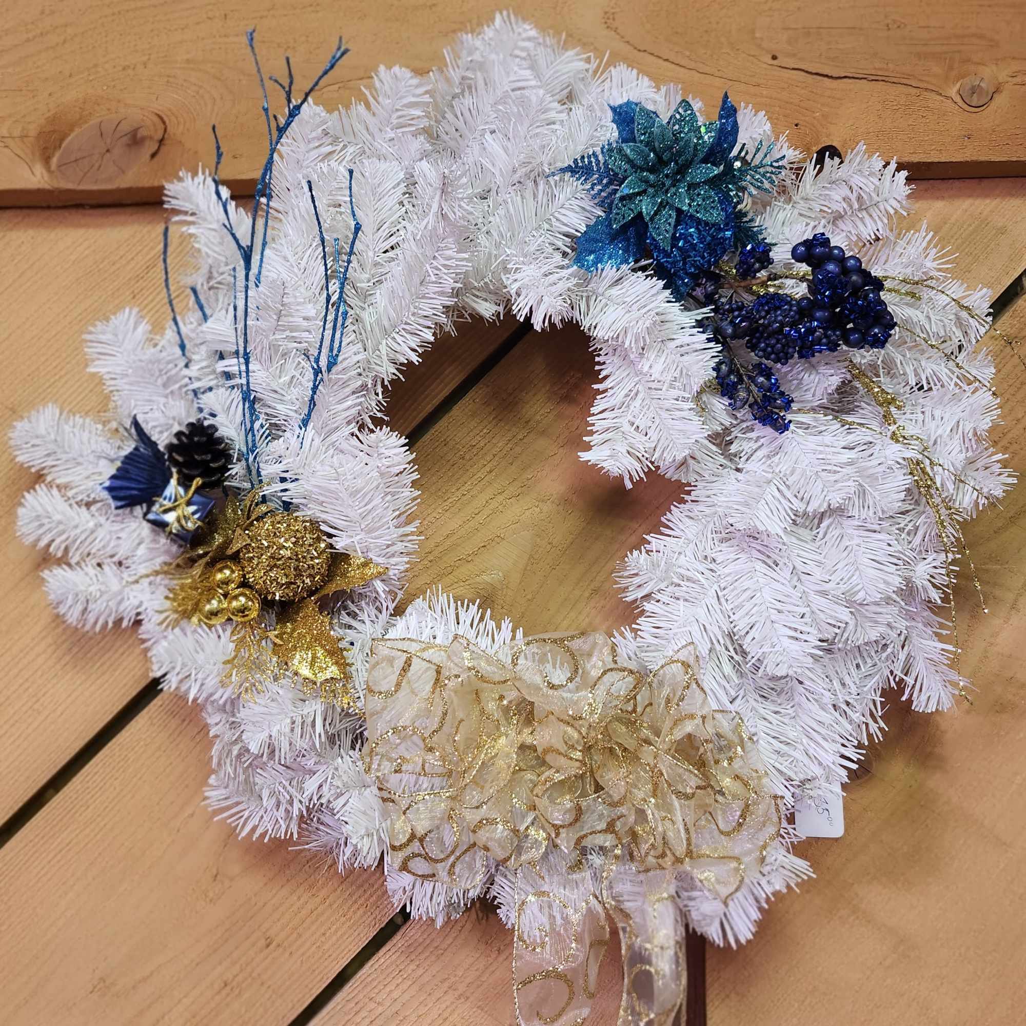 Add the perfect touch of Christmas cheer to your home with our