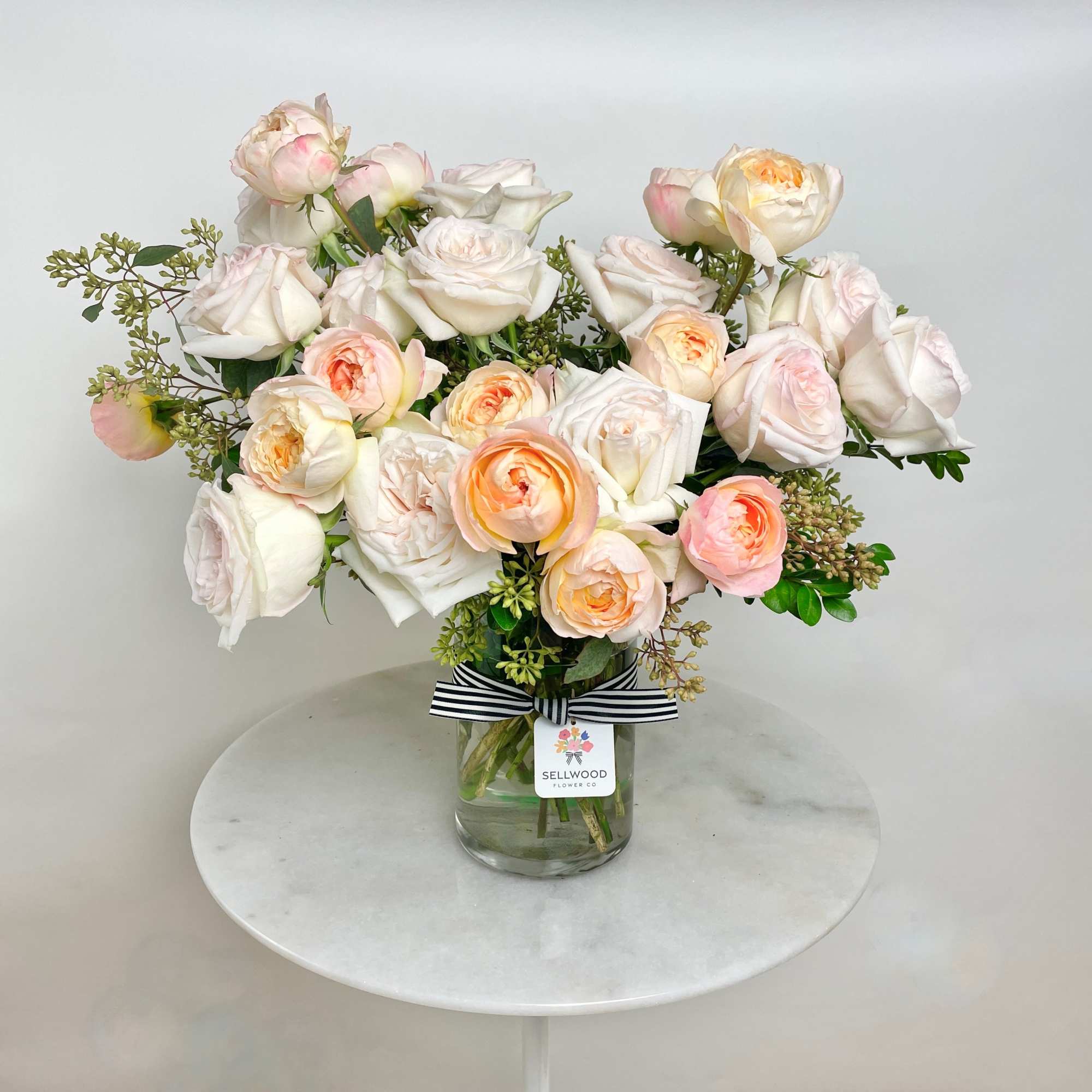 These stunning roses are sourced from Colombia, bringing a touch of elegance