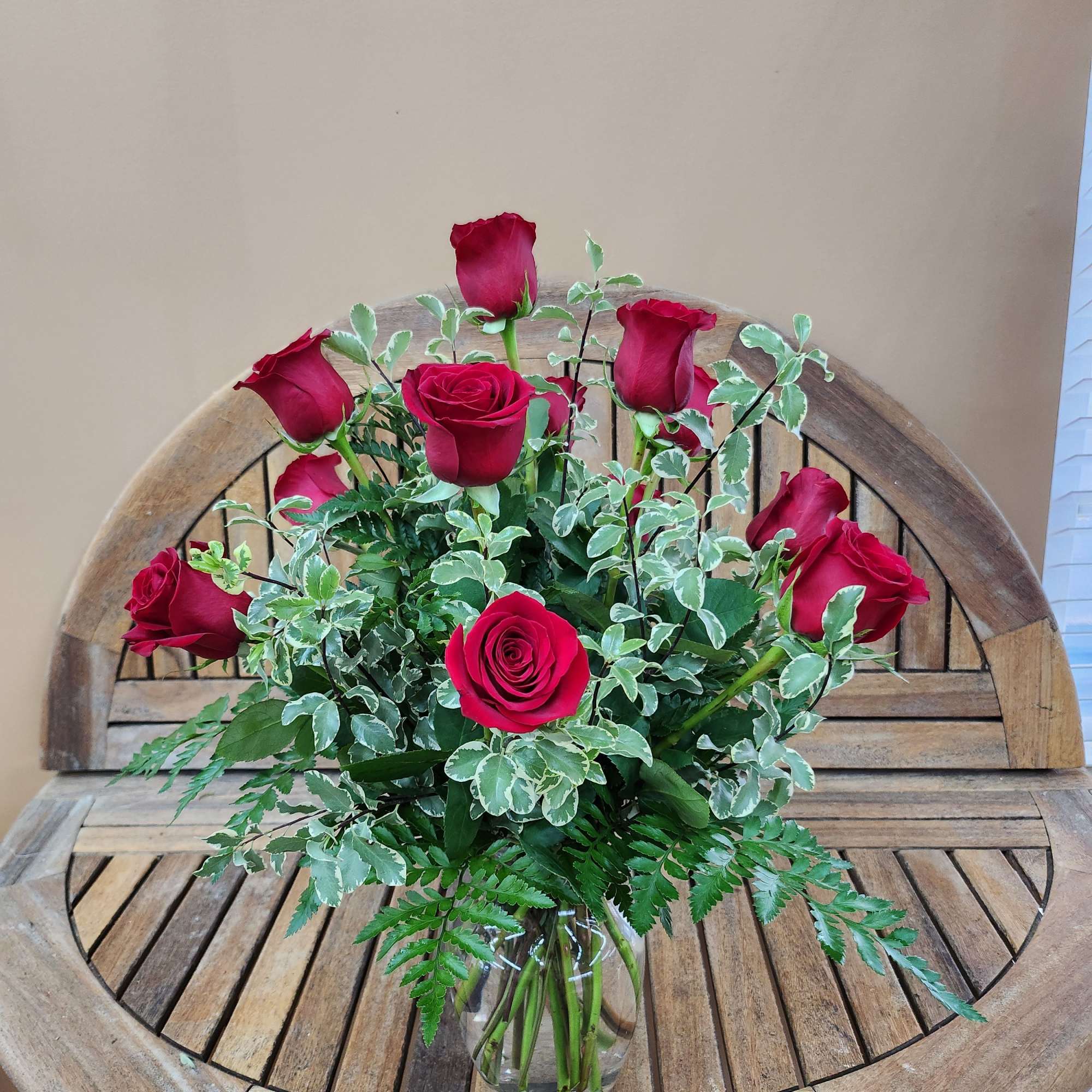 The Classy Arrangement of 1 Dozen Red Roses With Variegated Pitt 