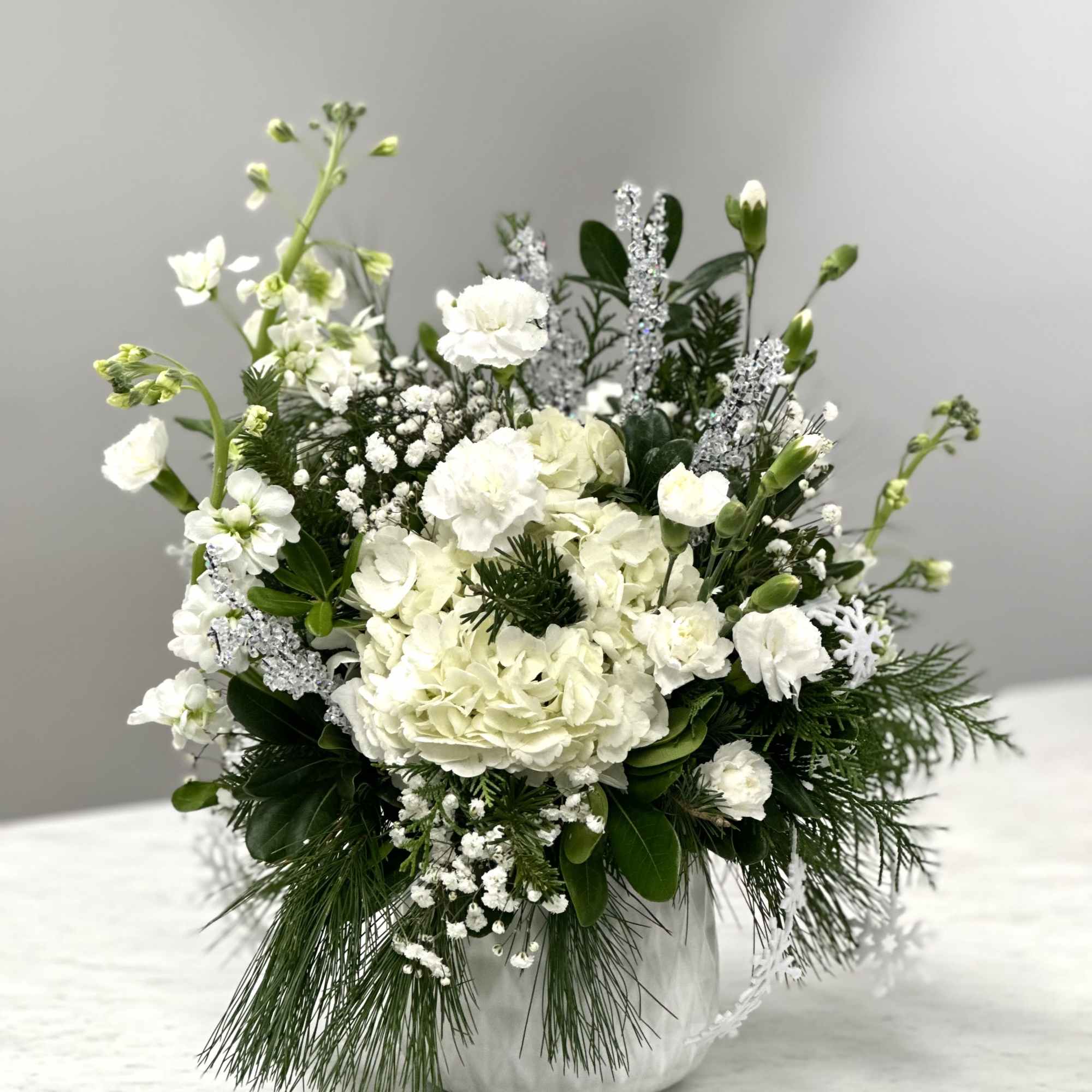 Bring on the winter wonderland for the holidays, an arrangement that can