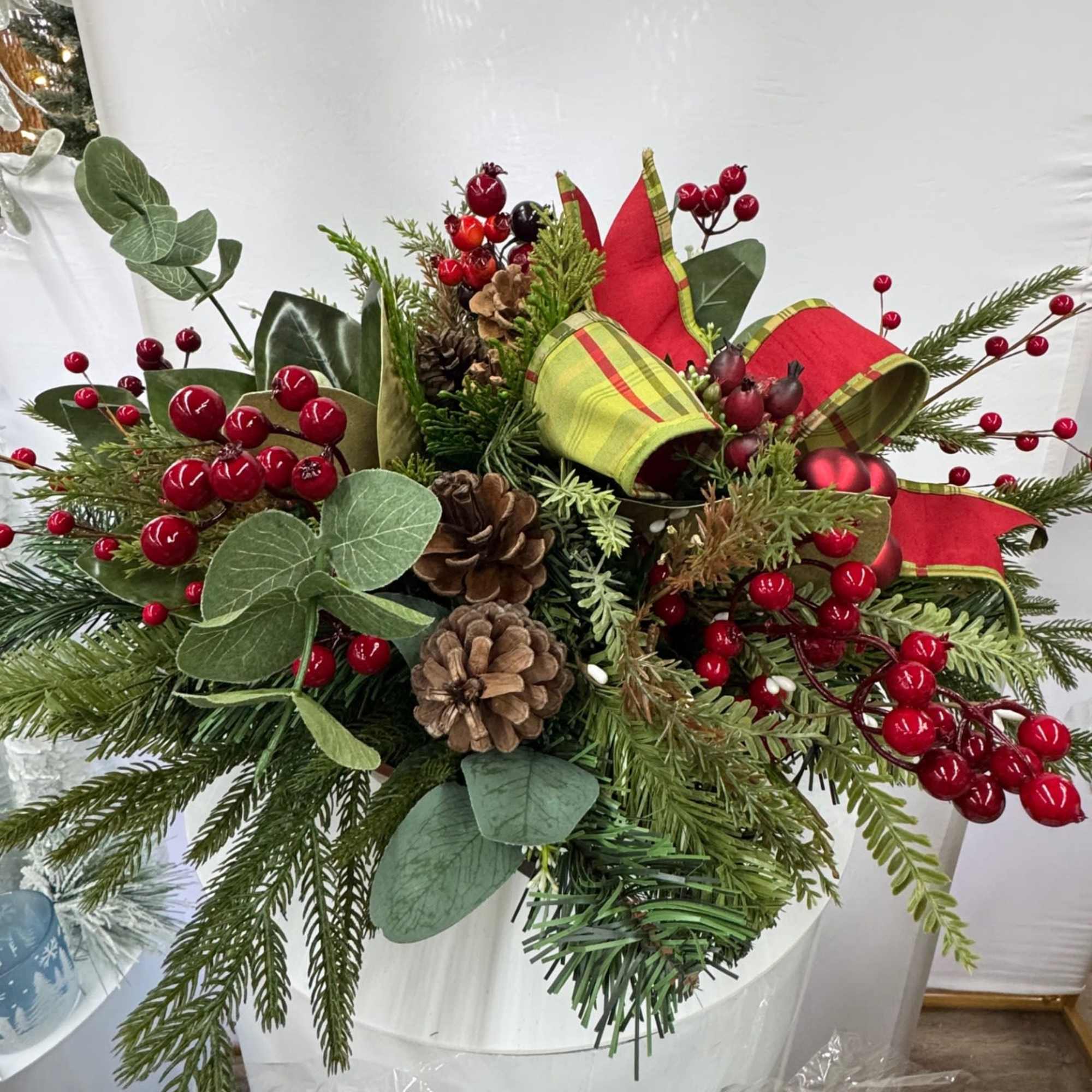 Berry &amp; Bright &ndash; Silk Christmas Arrangement

Bring refined holiday elegance into your
