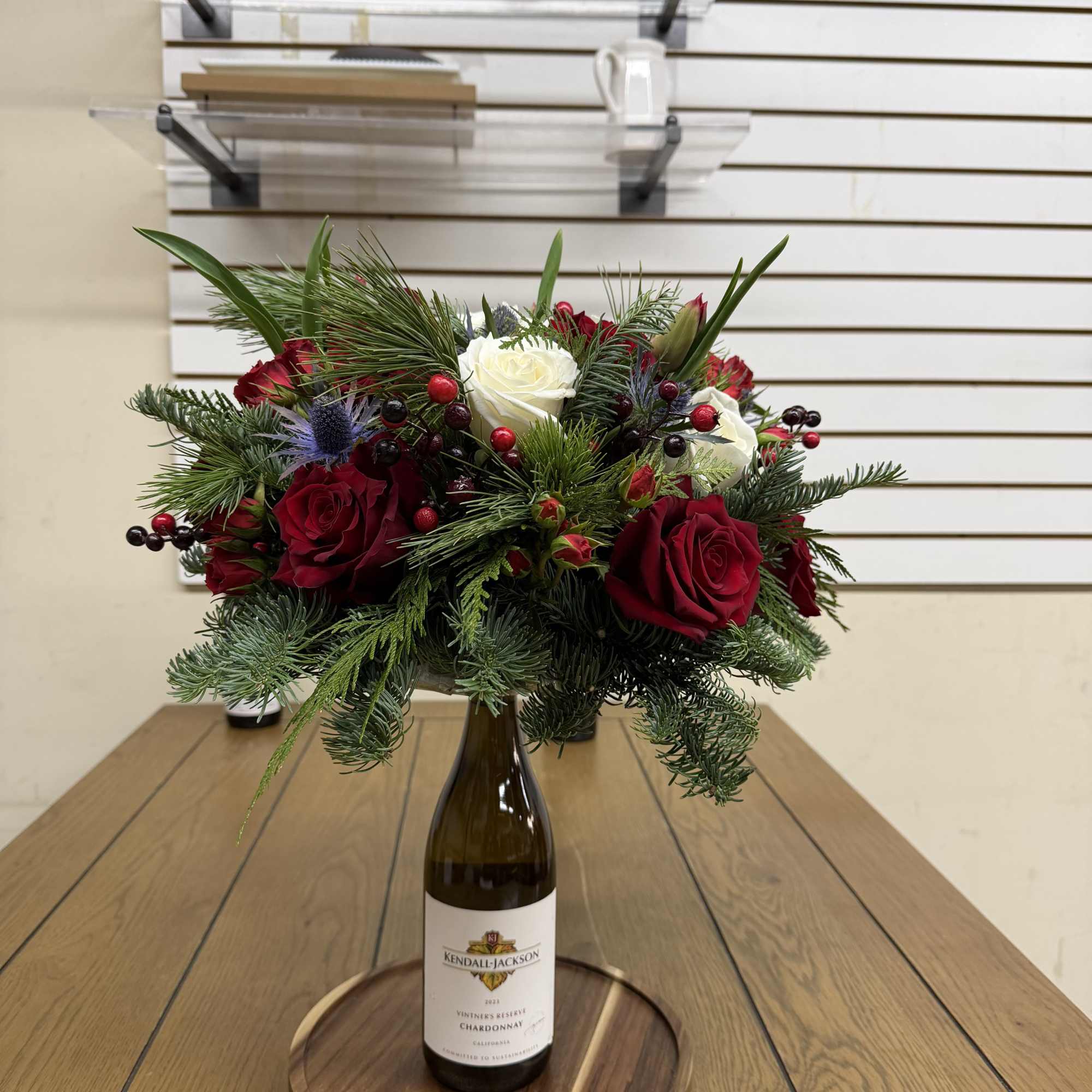 Gift your friends or family a small centerpiece delivered on top of