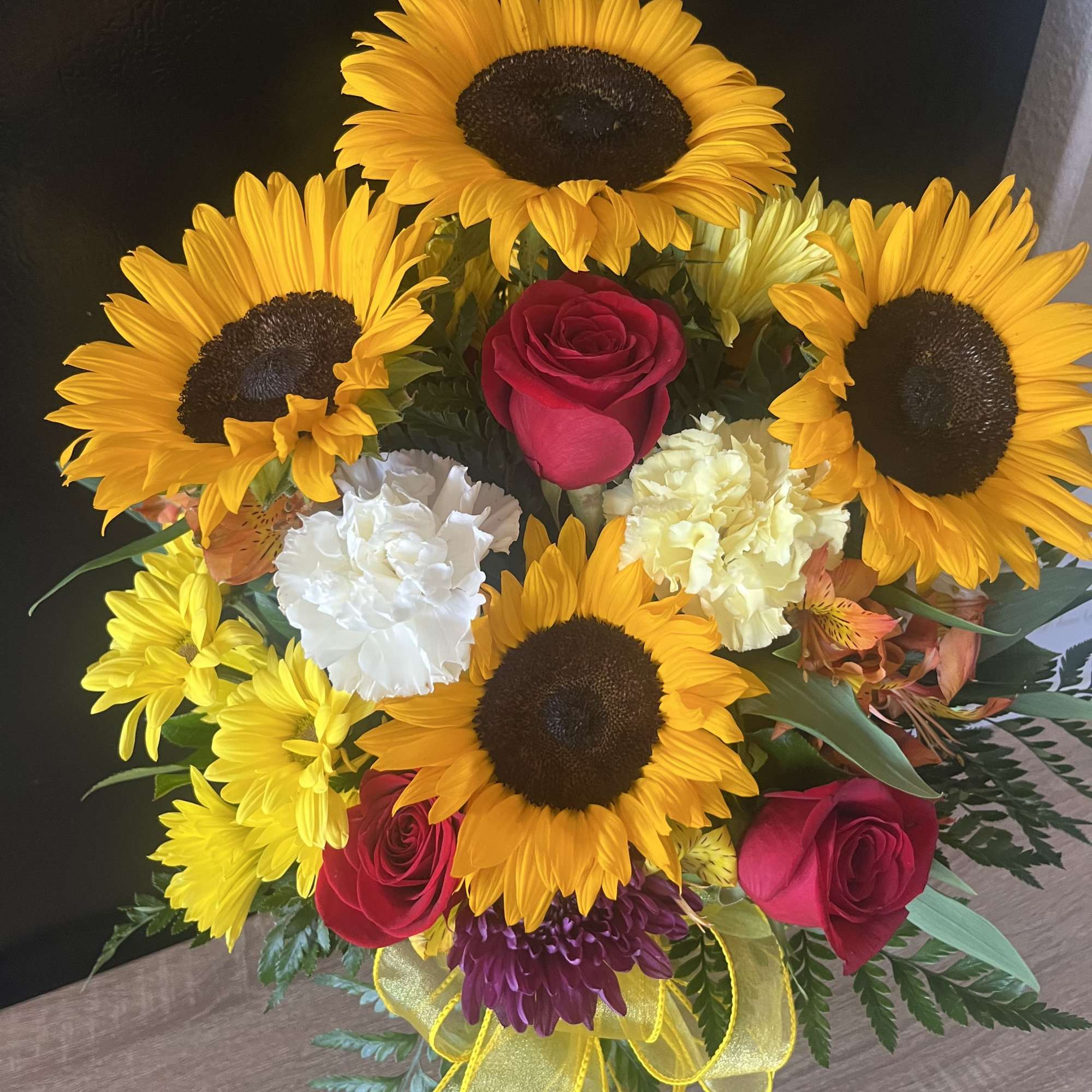 Fresh Flowers in clear vase 