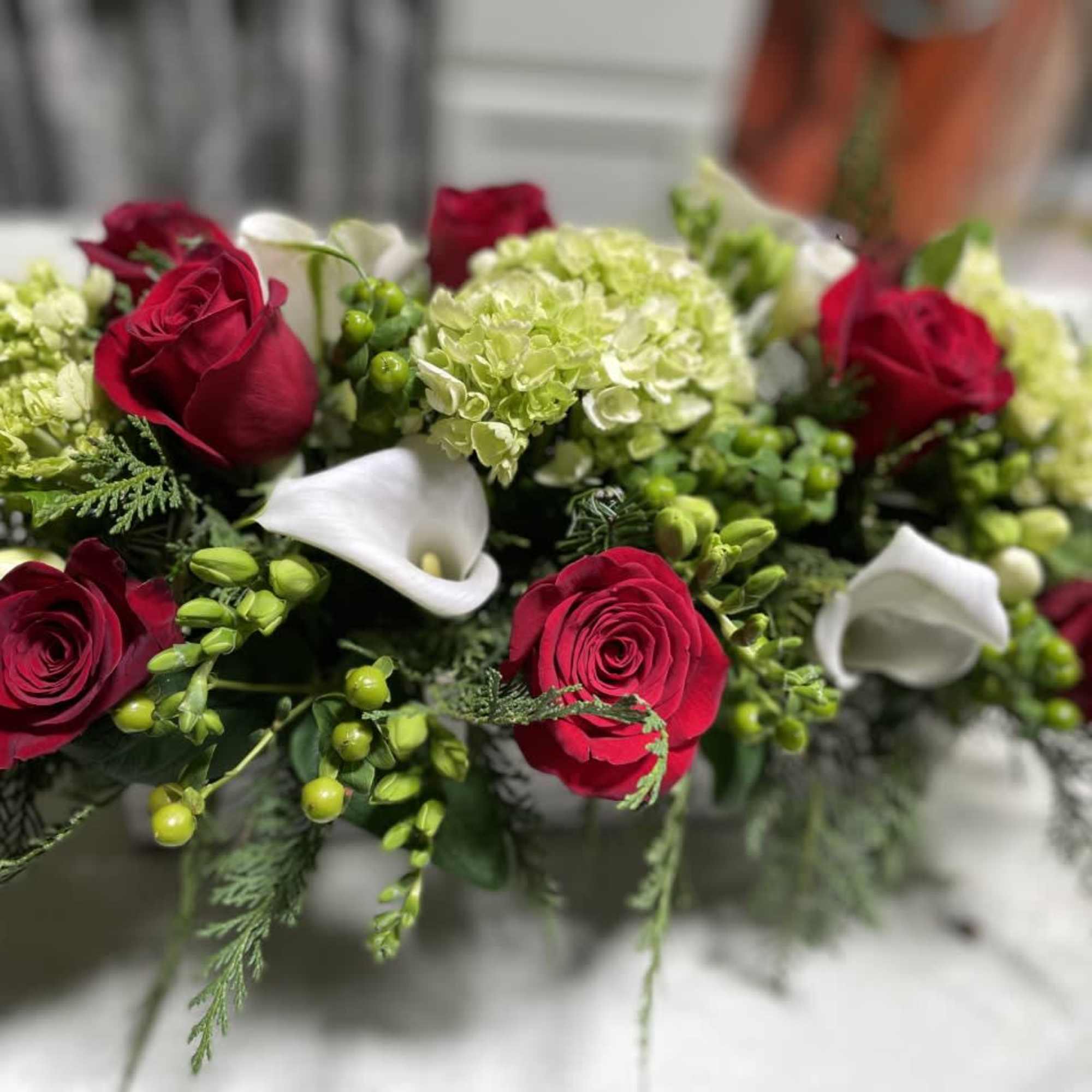 Table centerpiece , arranged in rectangular 10 inches long - 
Arranged with
