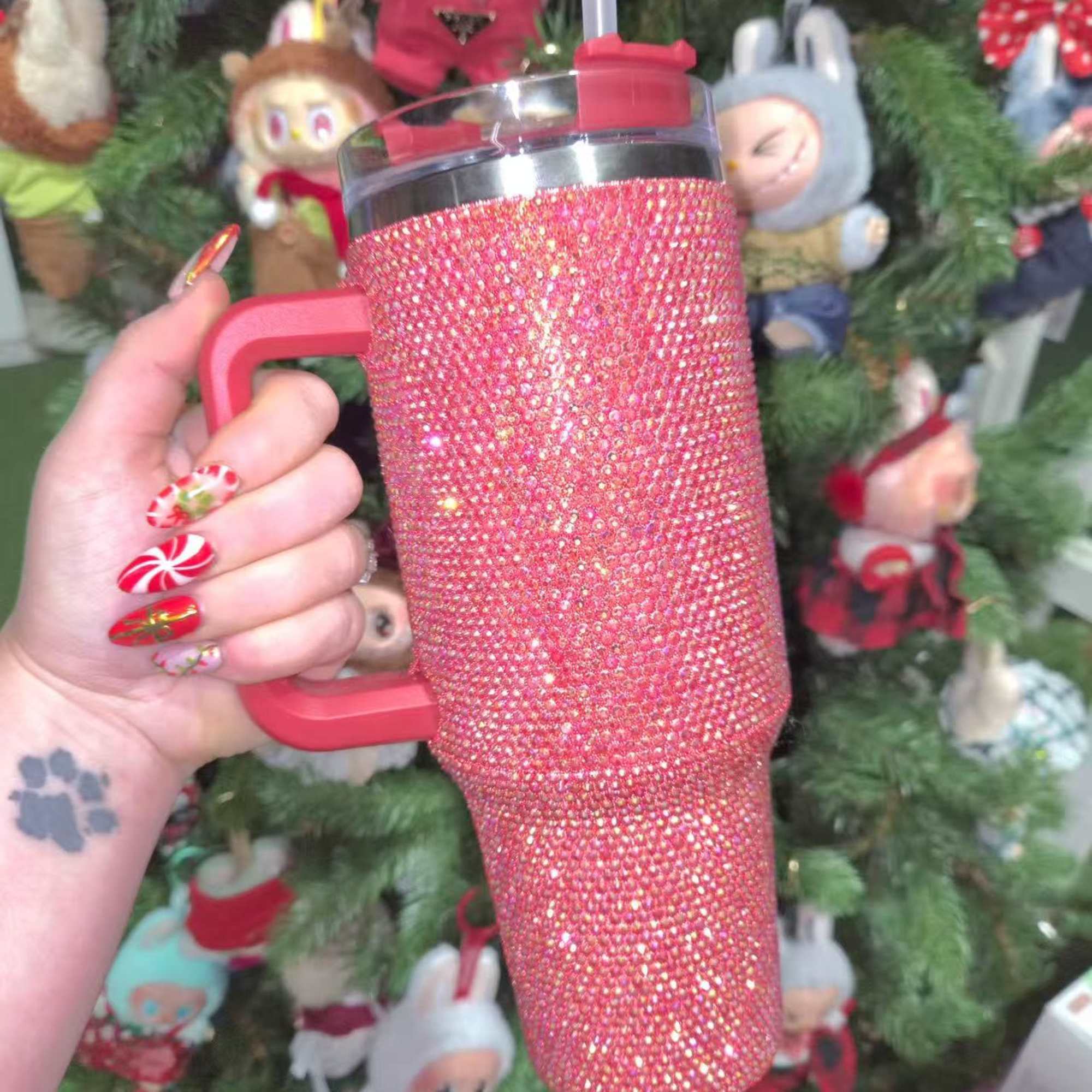 Stay hydrated in style!