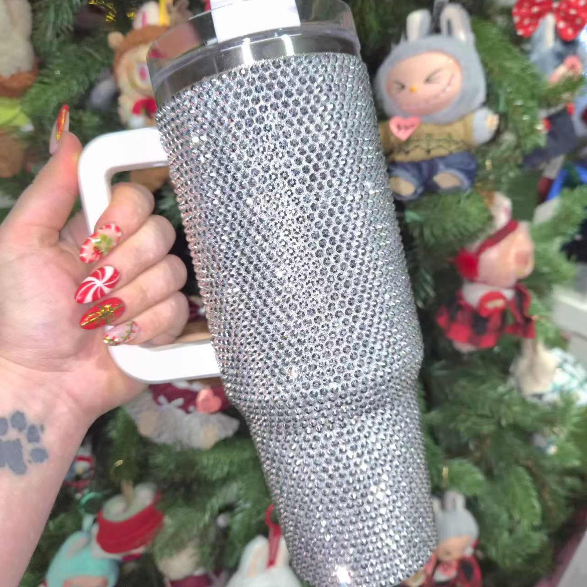 Stay hydrated in style!