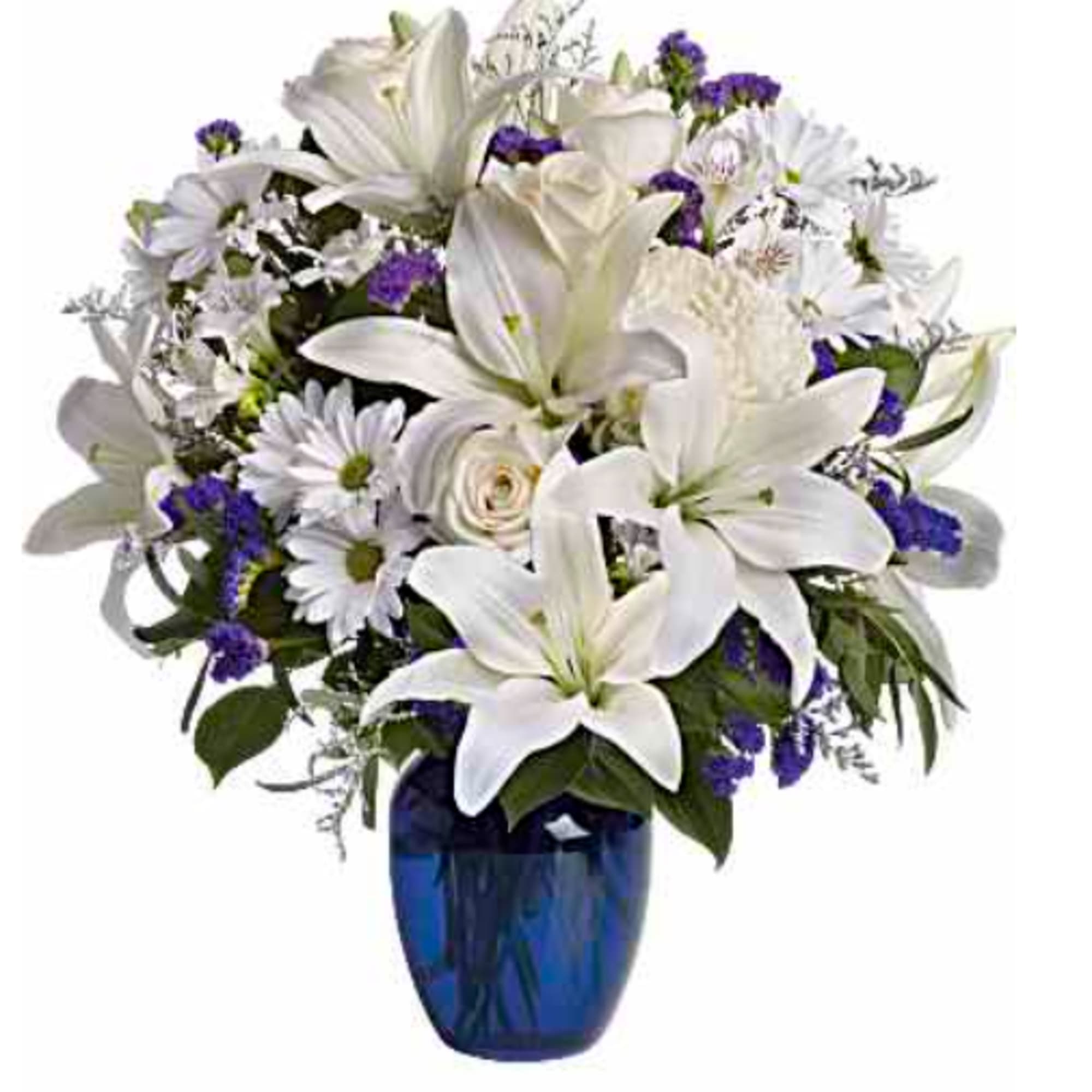 Beautiful blooms such as cr&egrave;me roses, white lilies and alstroemeria along with