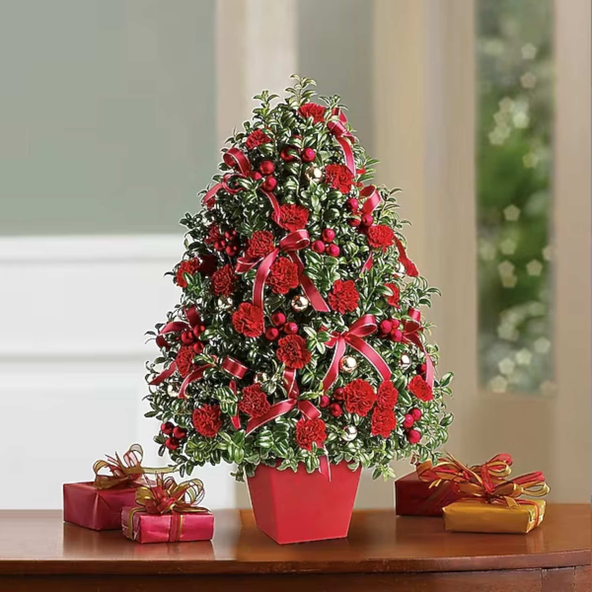 Don't let a lack of space dampen your spirits! This "tree" made