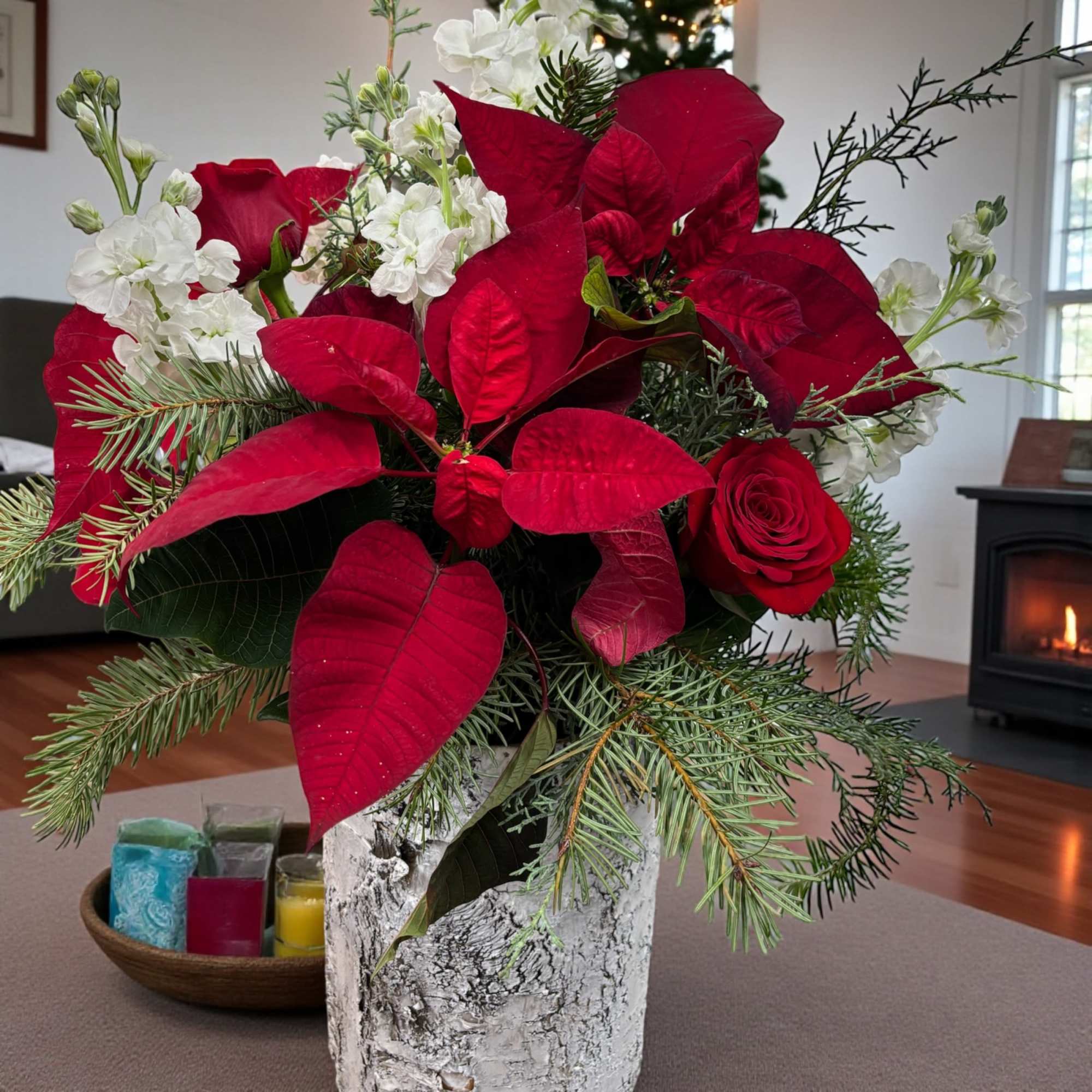 This beautiful design reminds us of Christmas seasons of old with the