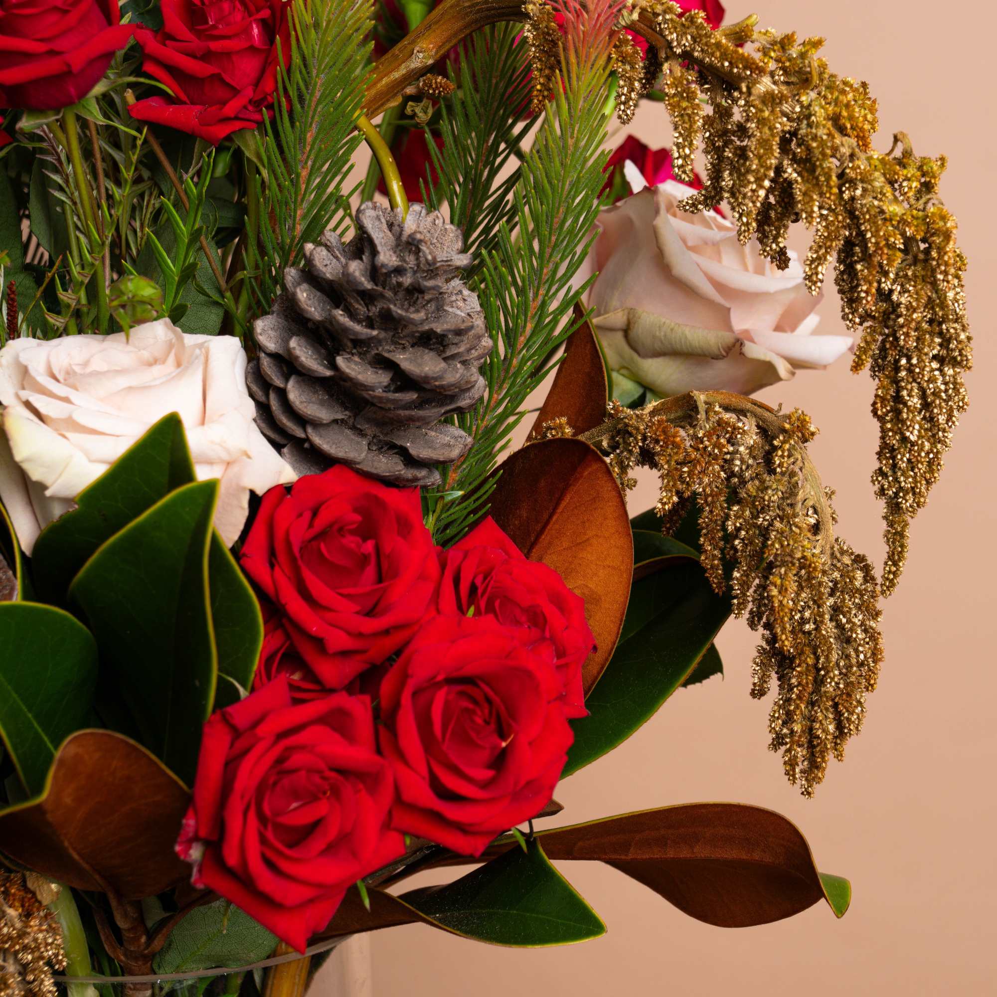 A modern take on seasonal beauty. SCARLET &amp; PINE blends blush and