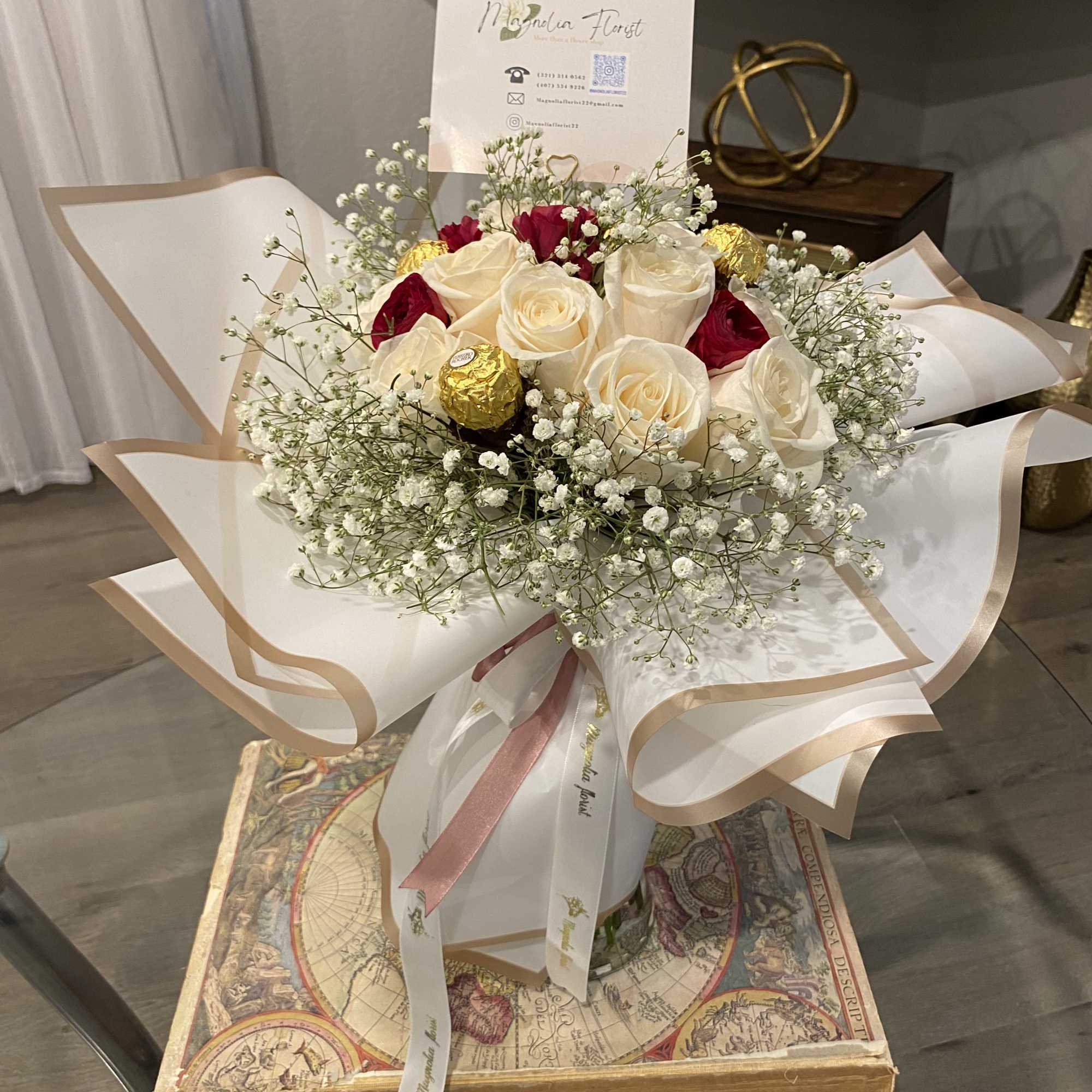  Glass vase not included