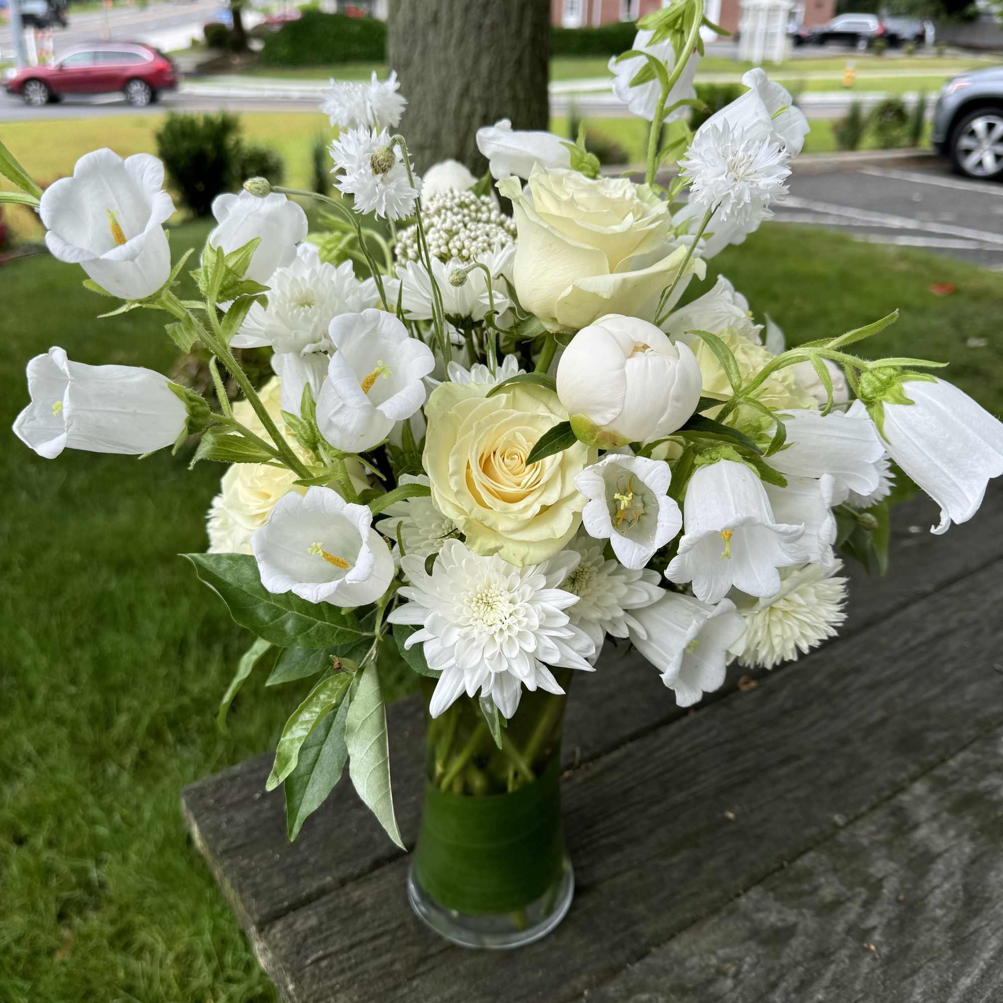 Gorgeous clean whites &amp; greens make this neutral palette a crowd pleaser.