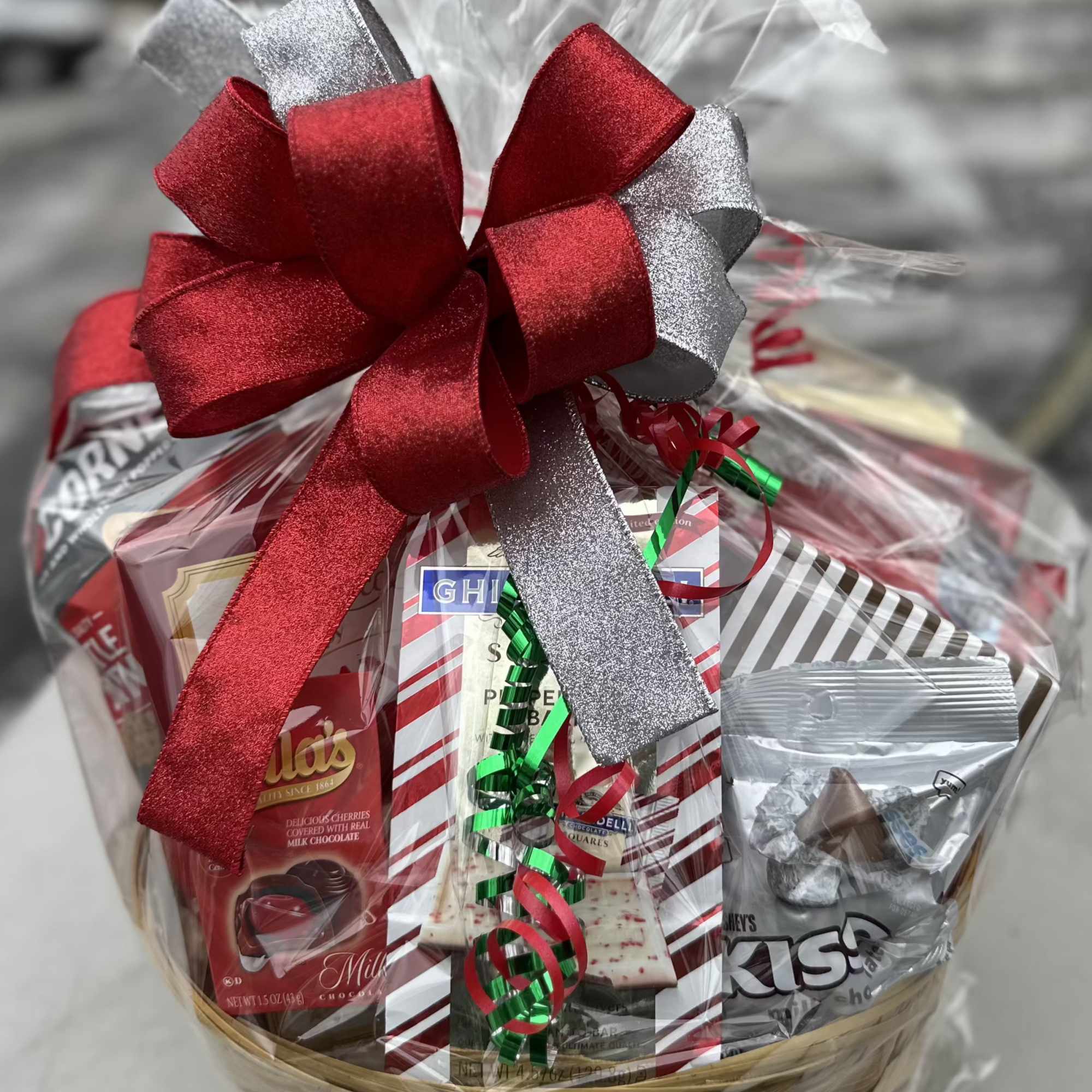 Downtowner Abdallah top of the line assorted chocolates, European Classic Shortbread, 8oz