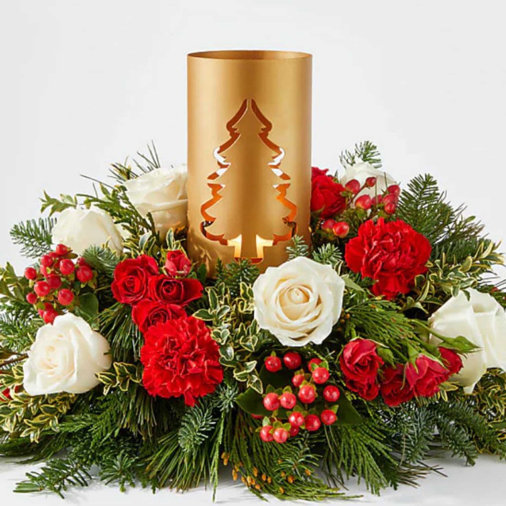 Creates a warm and festive atmosphere: Flowers, combined with lights, candles, or