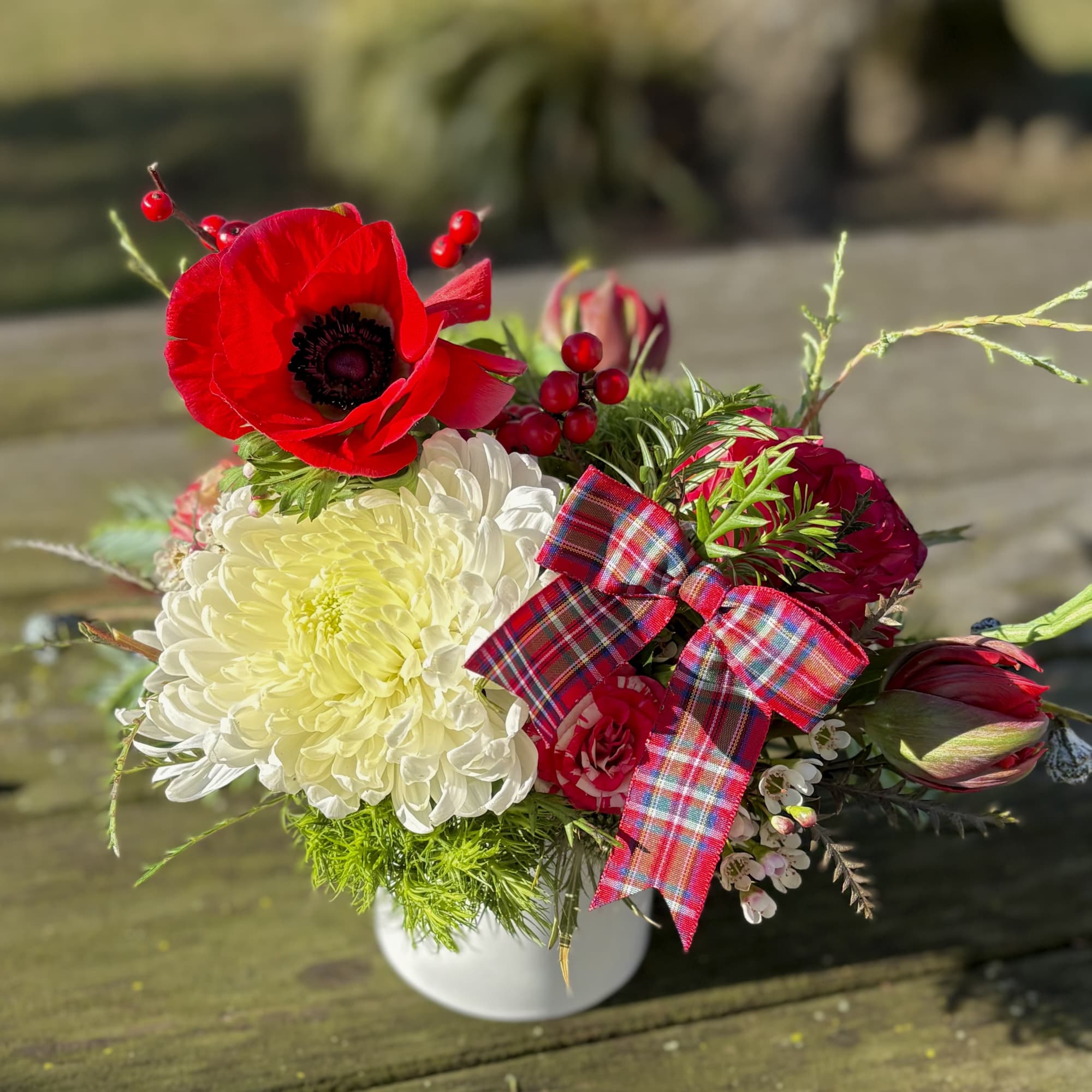 Old New England cozy meets on trend tartan!  Cute 4x4 white