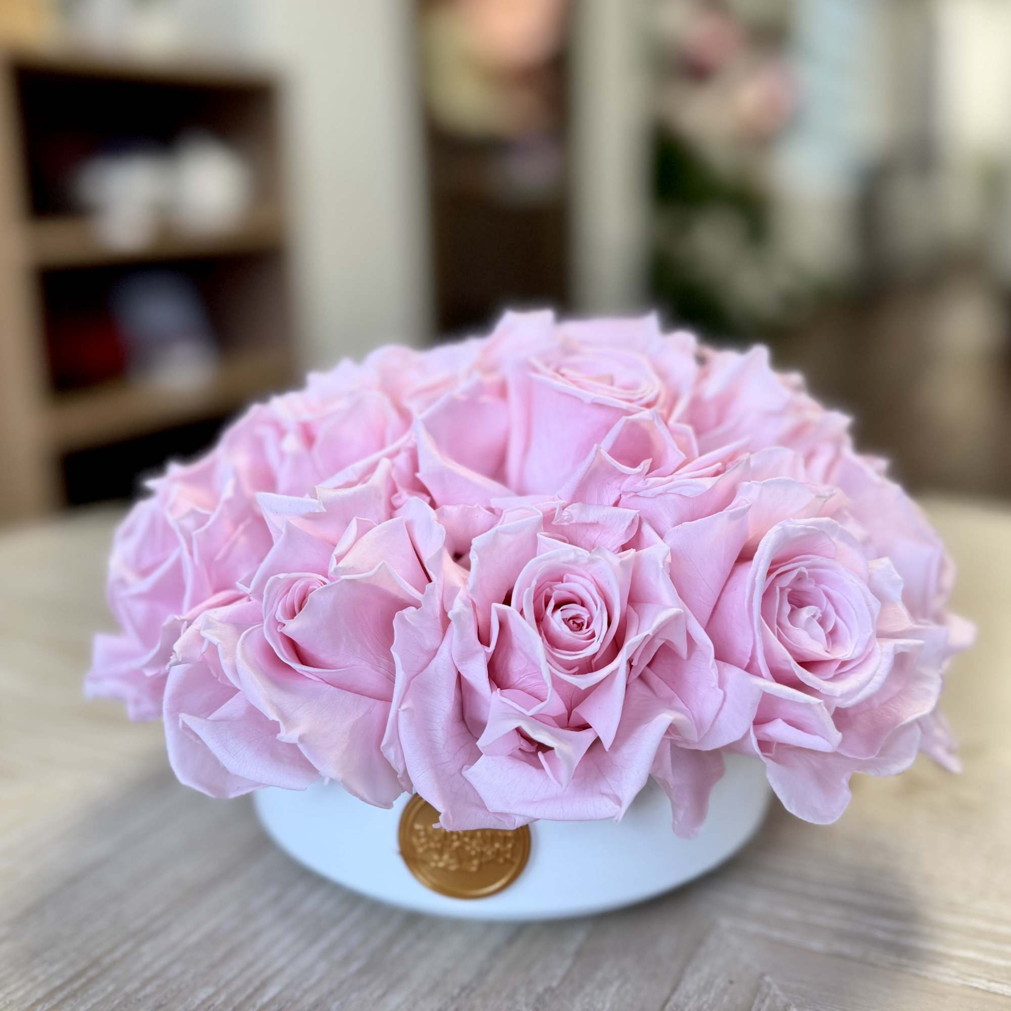 A refined expression of grace and charm, Eternelle Blush &ndash; Blanc Luxe