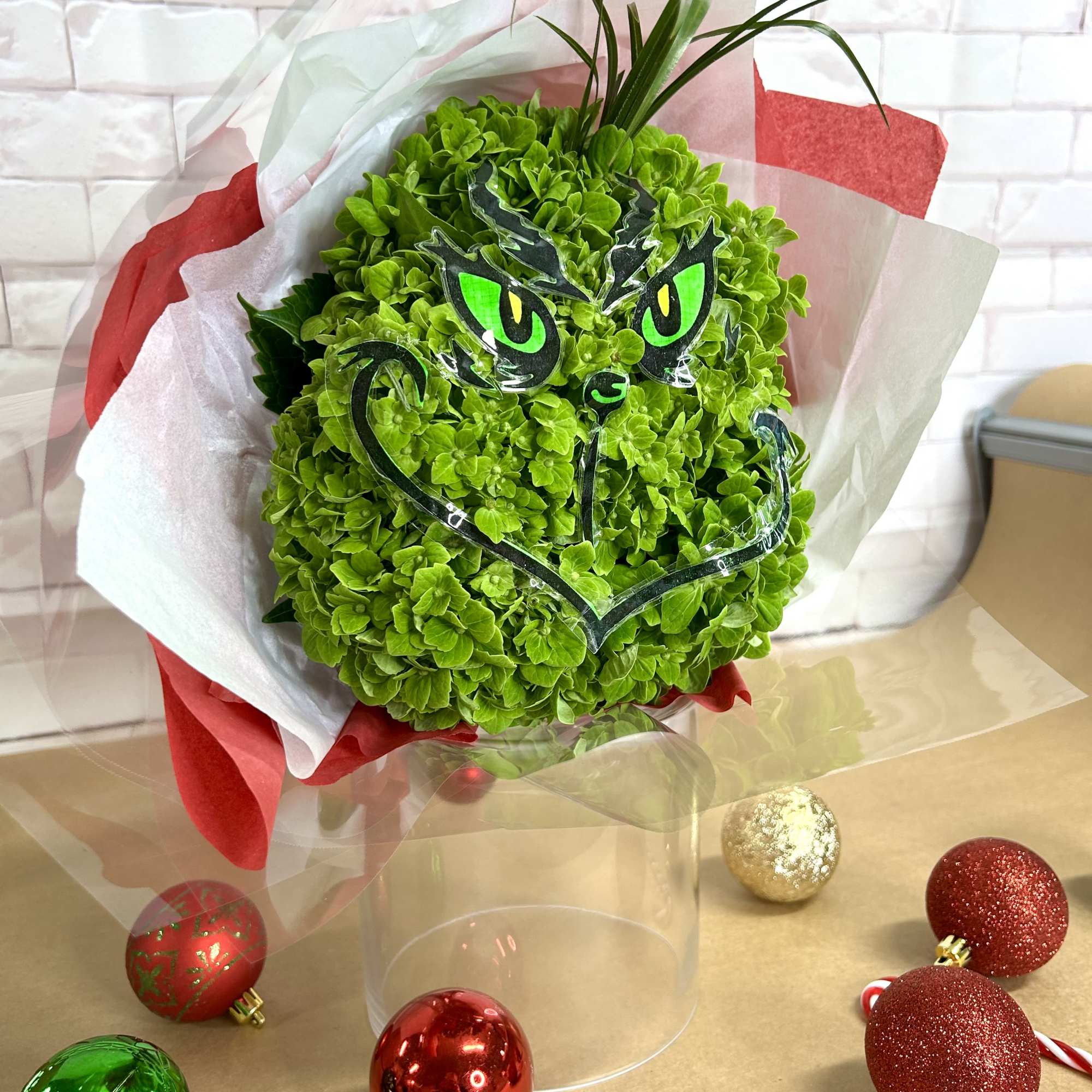 The Grinch Stole Christmas Bouquet

Don&rsquo;t worry&mdash;this Grinch is here to steal hearts
