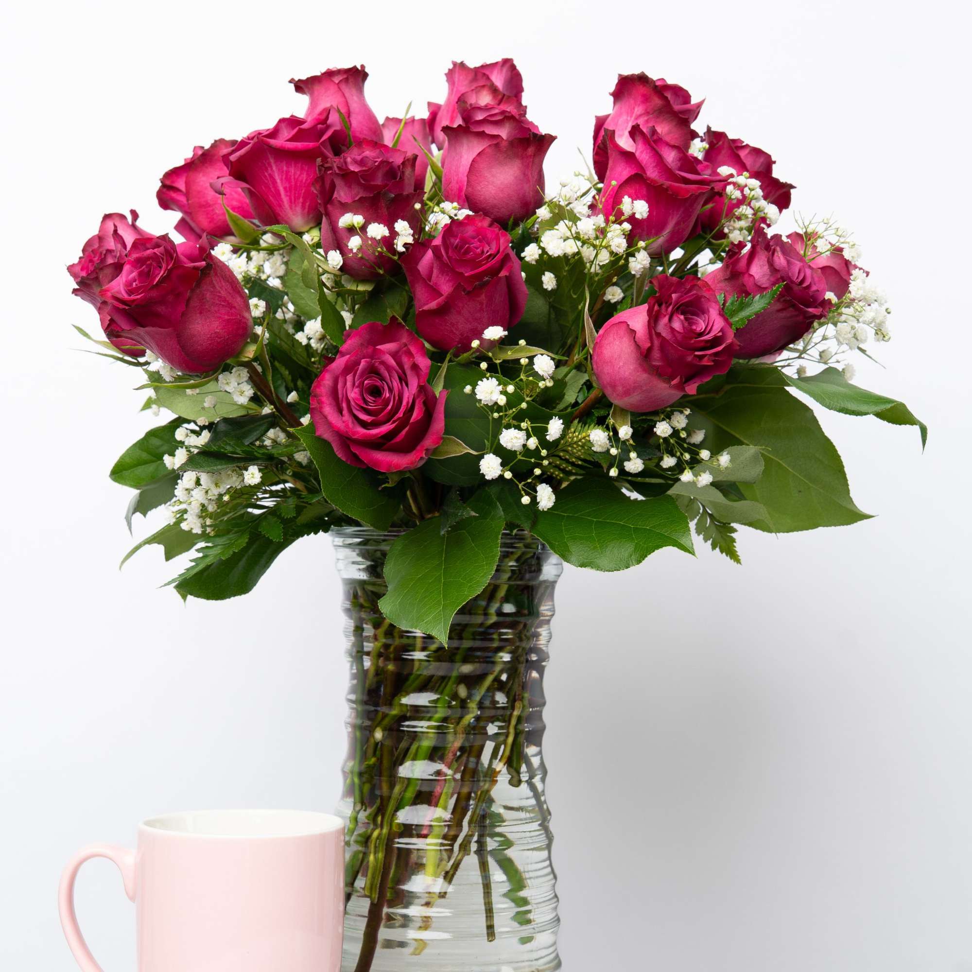 Looking for a classic and charming arrangement of roses to celebrate someone
