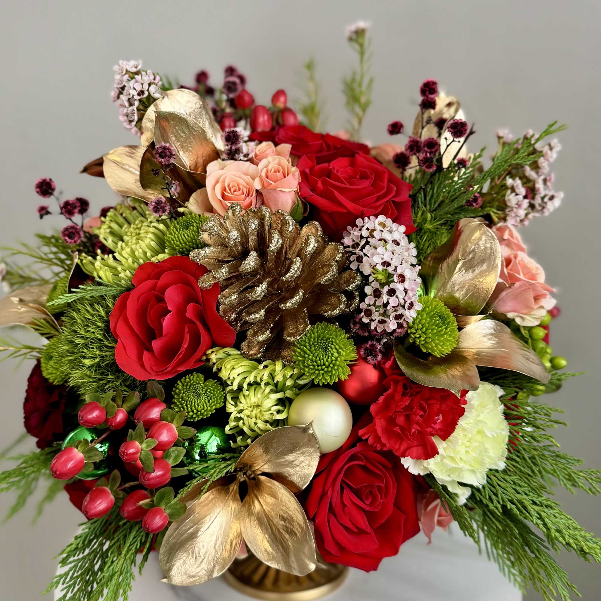 A beautiful table centerpiece can transform an ordinary meal into an extraordinary