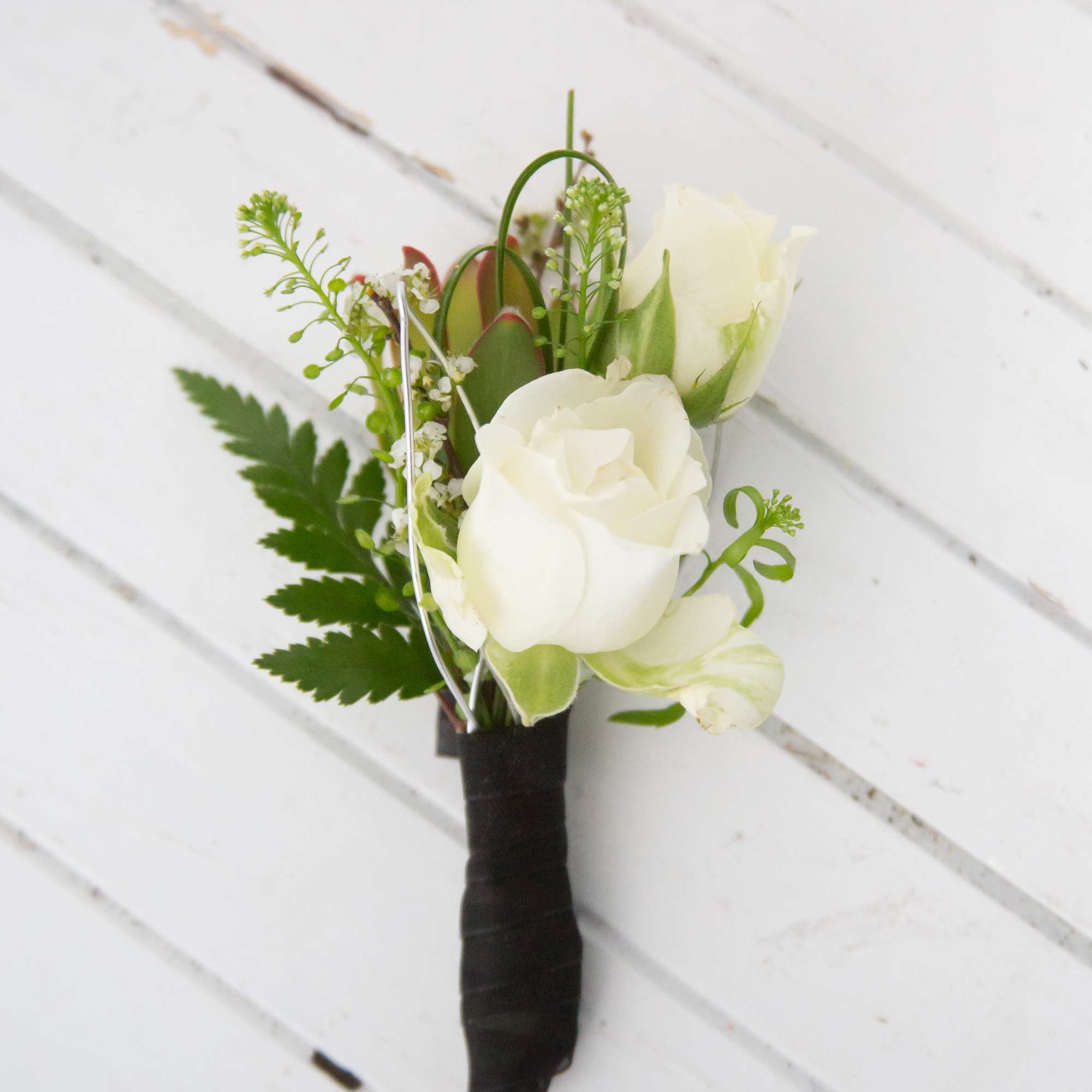 Tell us the color of the suit, tie or dress and we'll